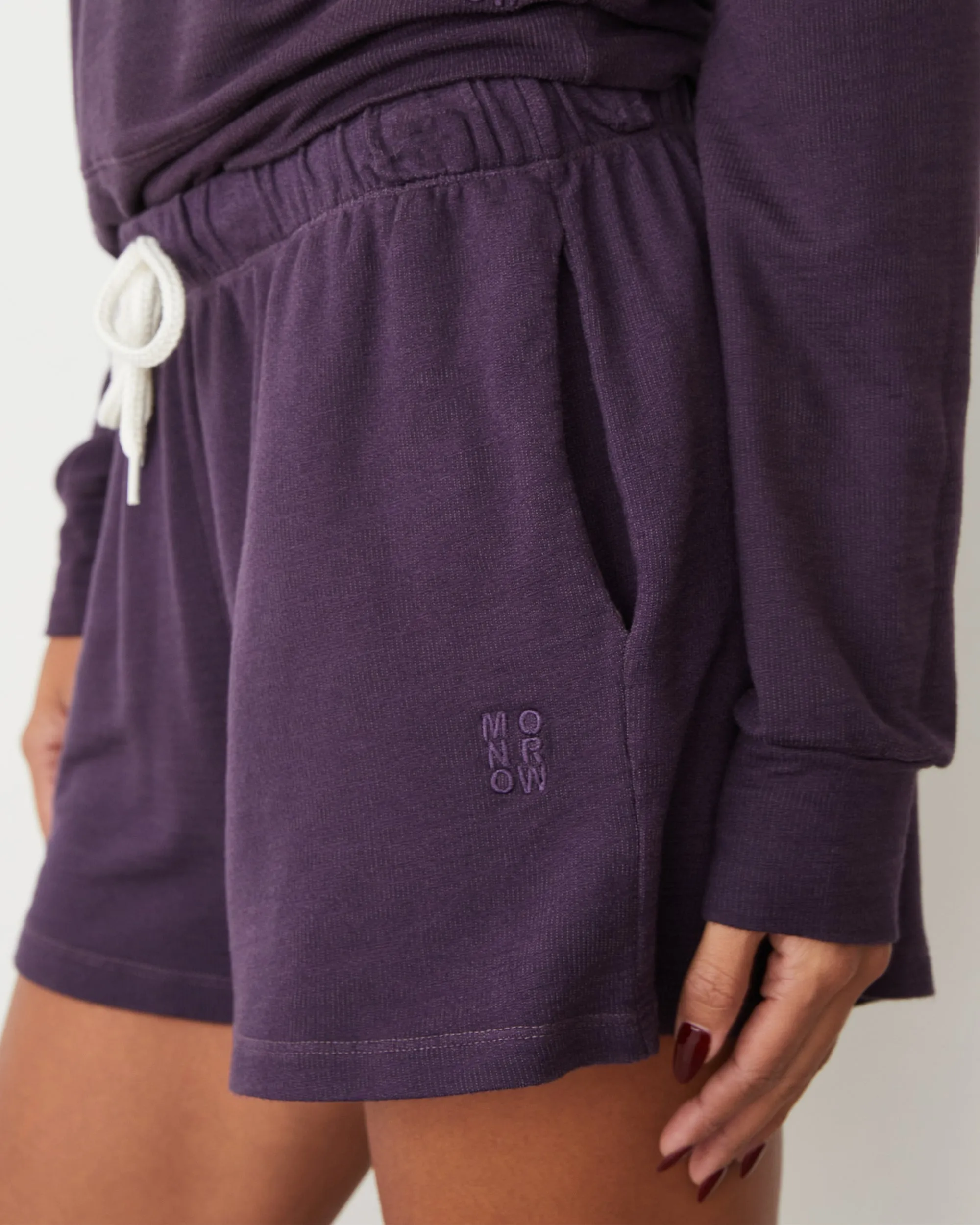 Lightweight Material Supersoft Ultimate Short