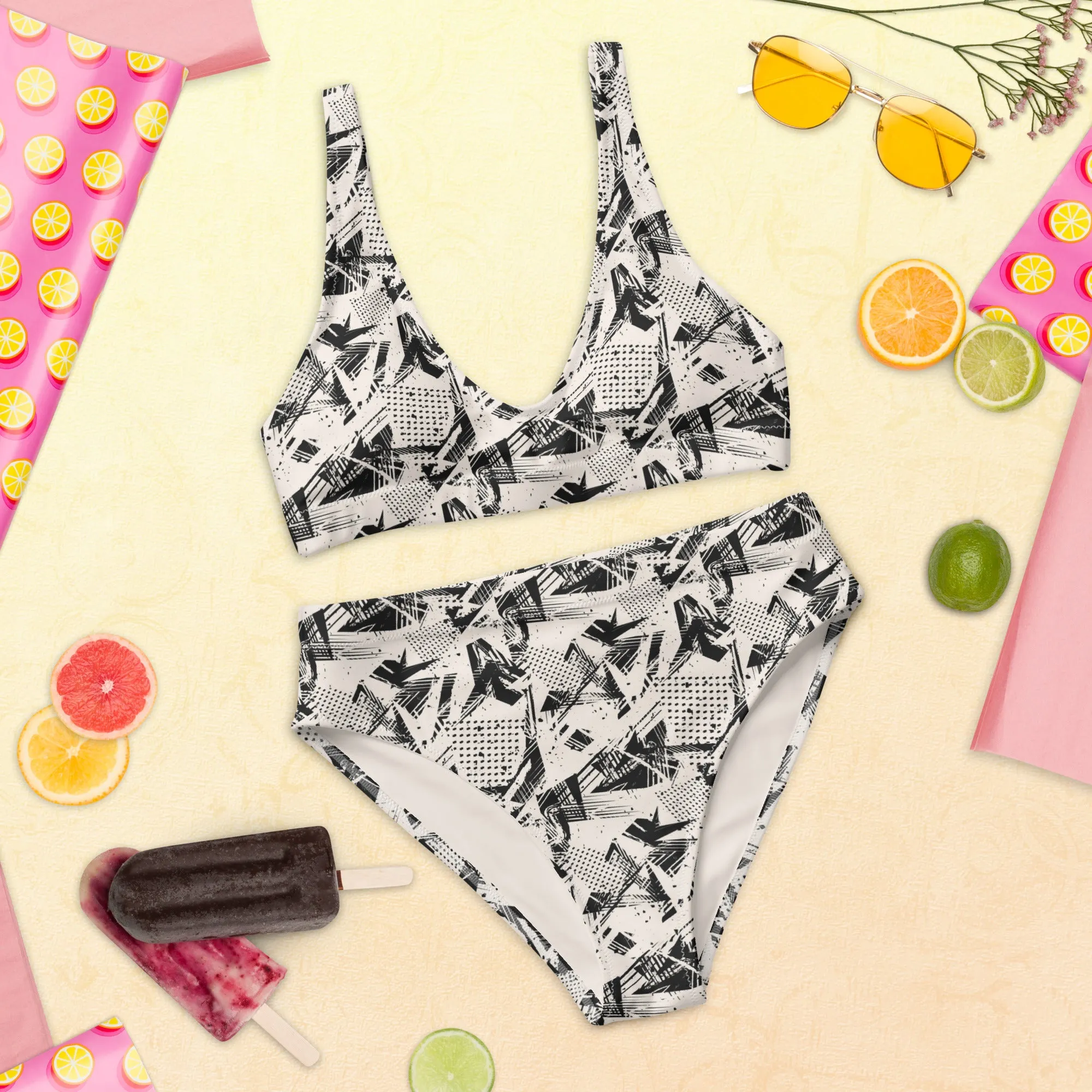 High Waisted Bikini Womens (Glamourange Luxury Bikini High Waisted - 0016 Patterns Model)