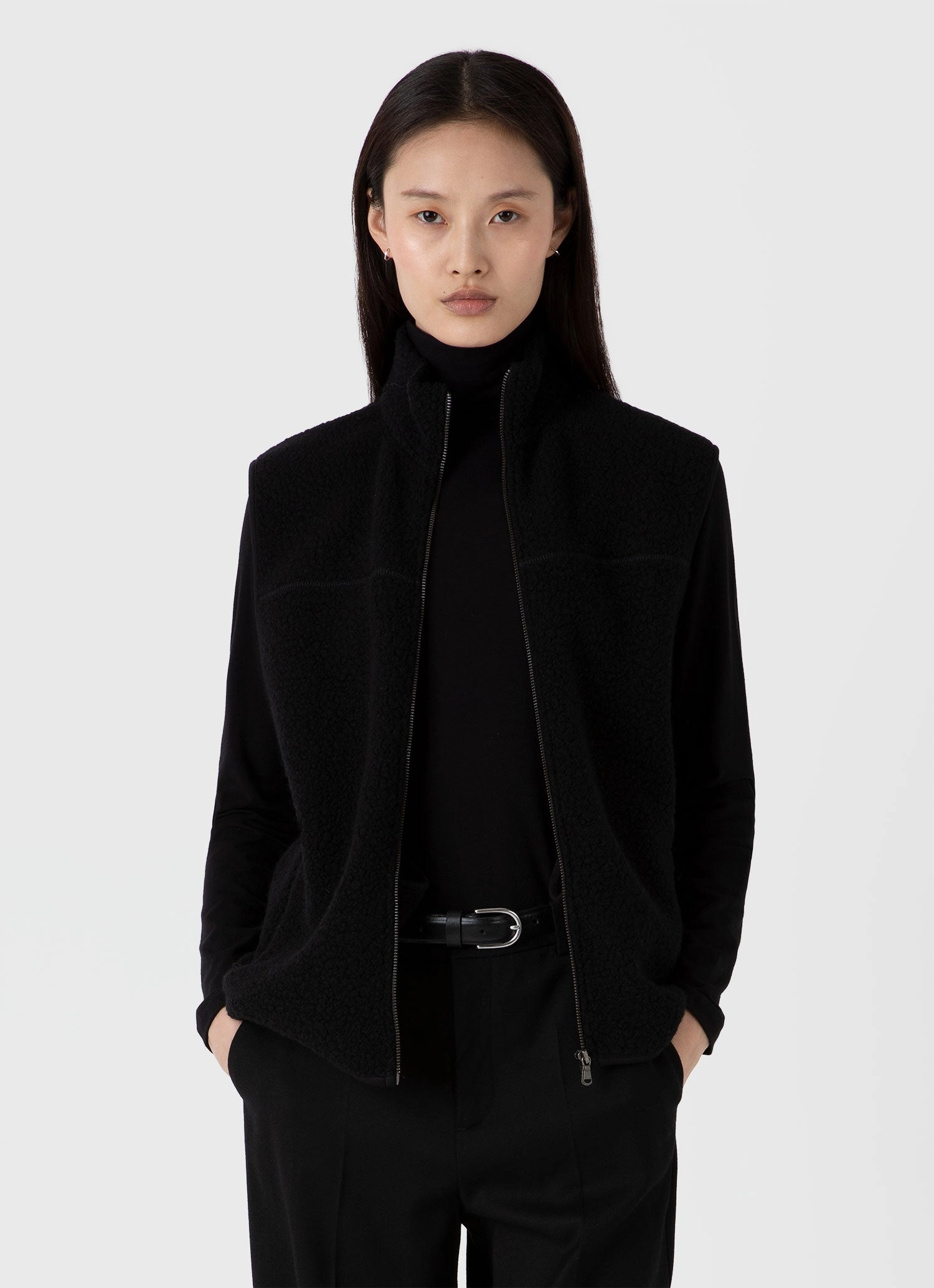 Women's Wool Fleece Gilet in Black Loose