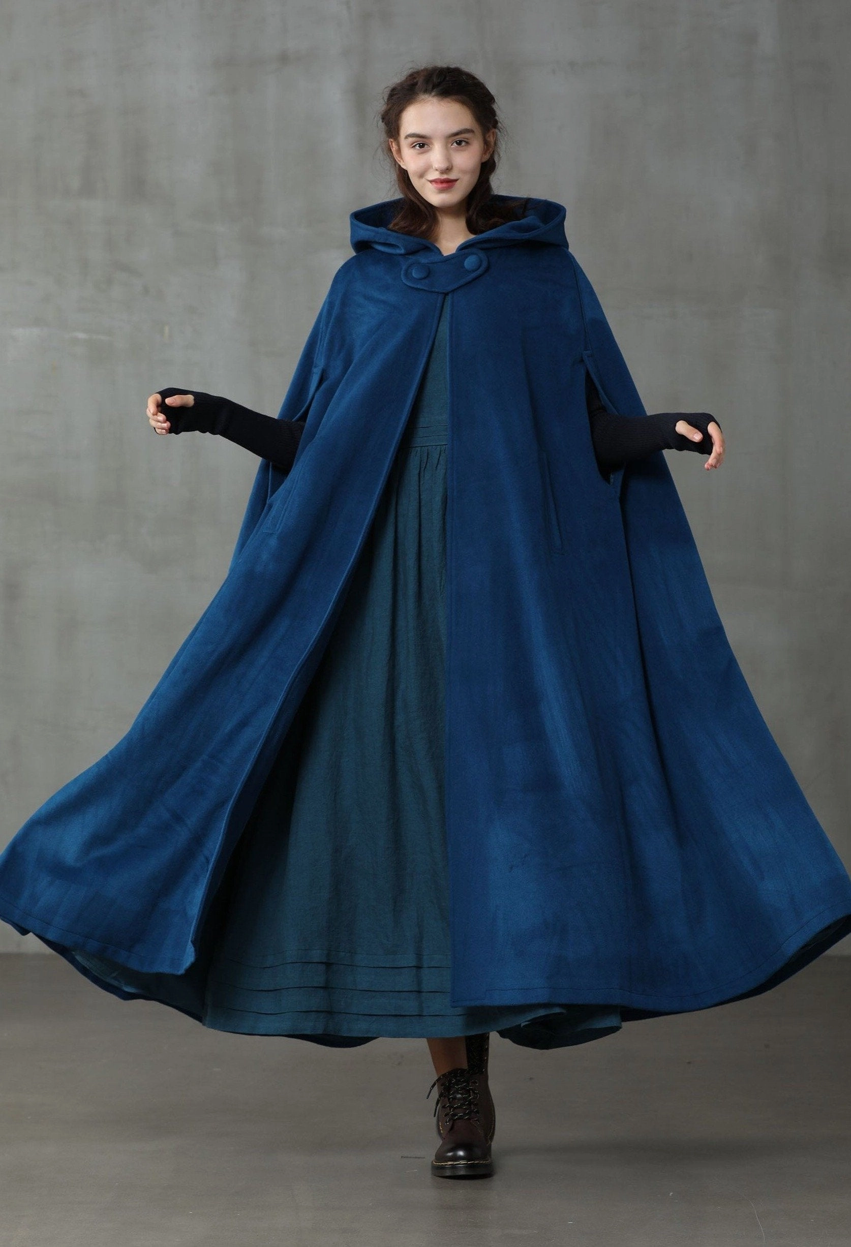 Outlander 2020 | 100% Wool Cloak Coat LightweightMaterial Casual day-to-night piece