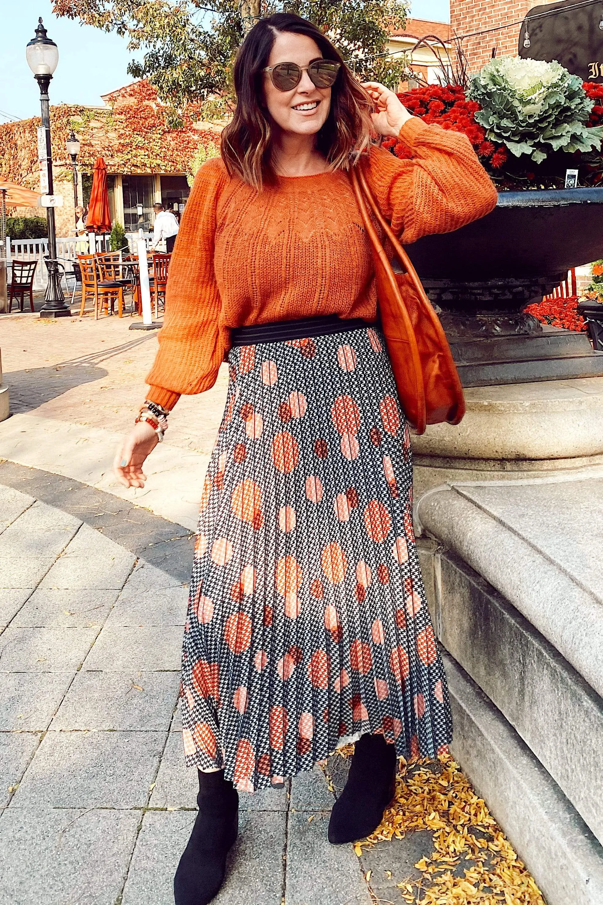 Ingrid Pleated Skirt -  Congo Dot Sleek Comfort