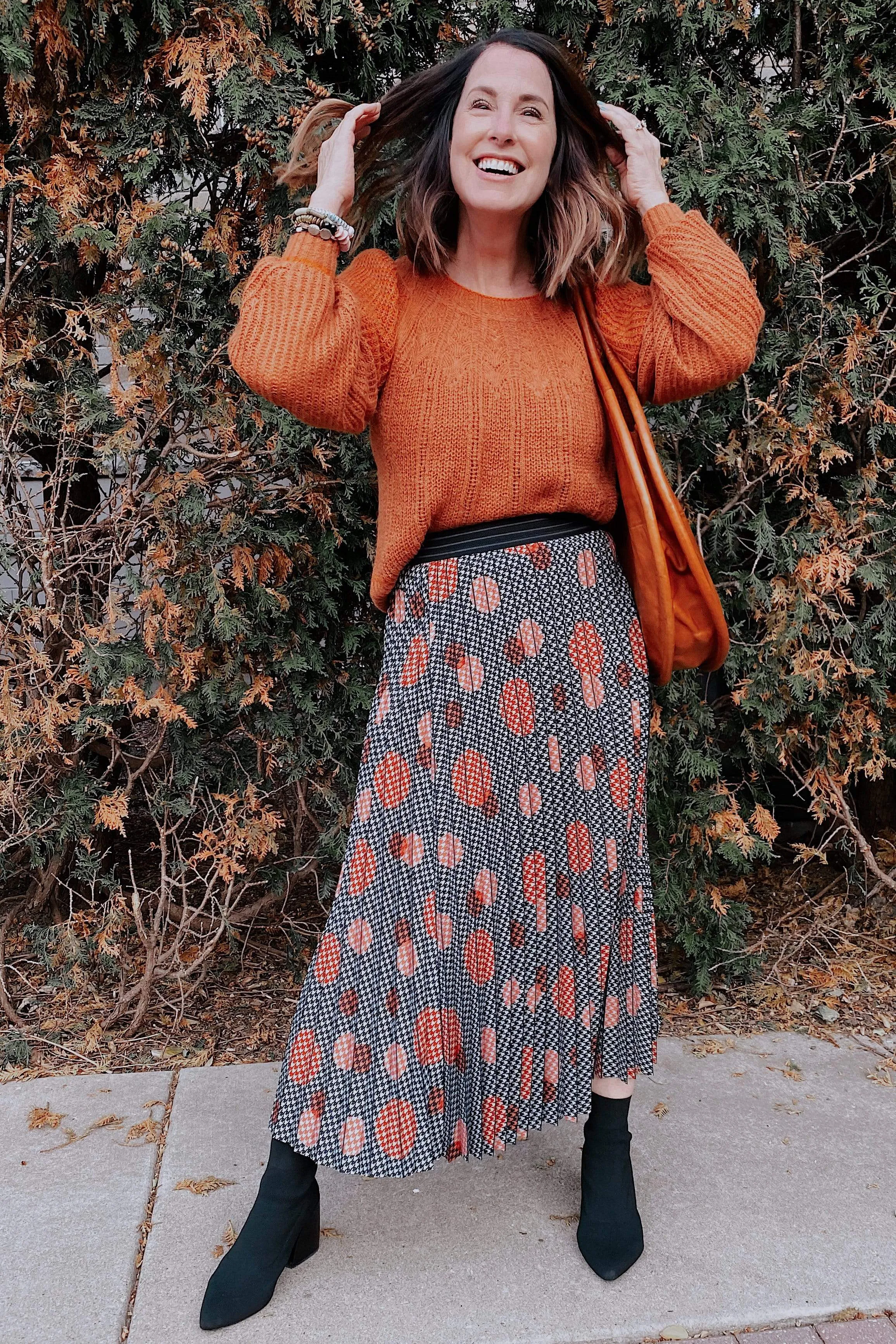 Ingrid Pleated Skirt -  Congo Dot Simple Layers Flexible Waistband