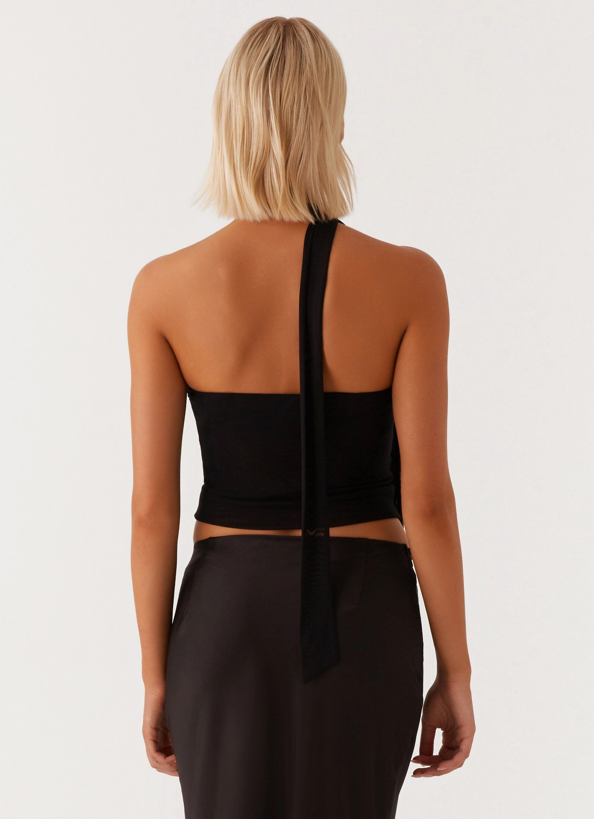 Fashionable Tank Hot Like Me Scarf Top - Black