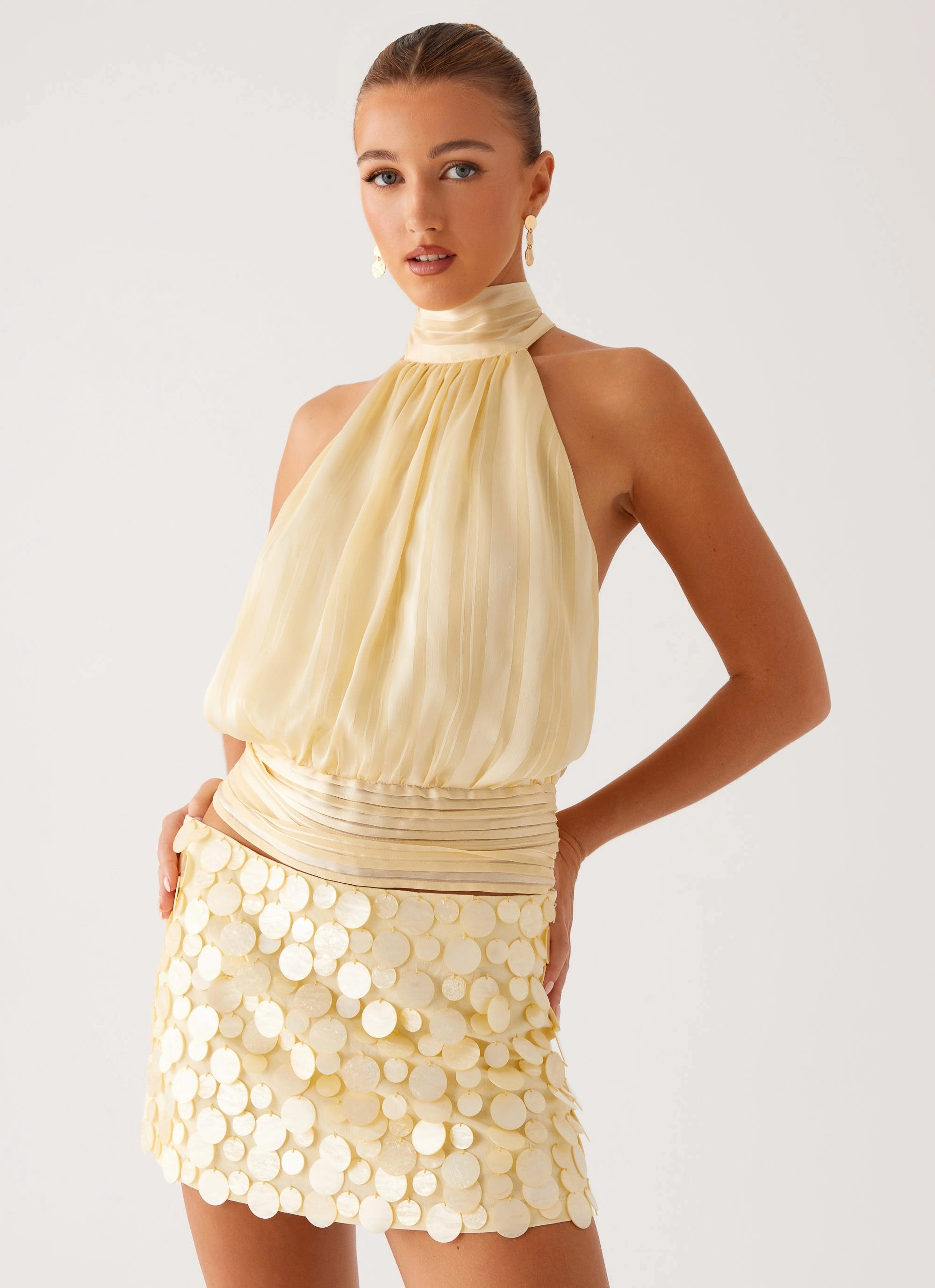 Thermal Insulation Layer Comfort Wear Movie Star Mini Skirt - Yellow