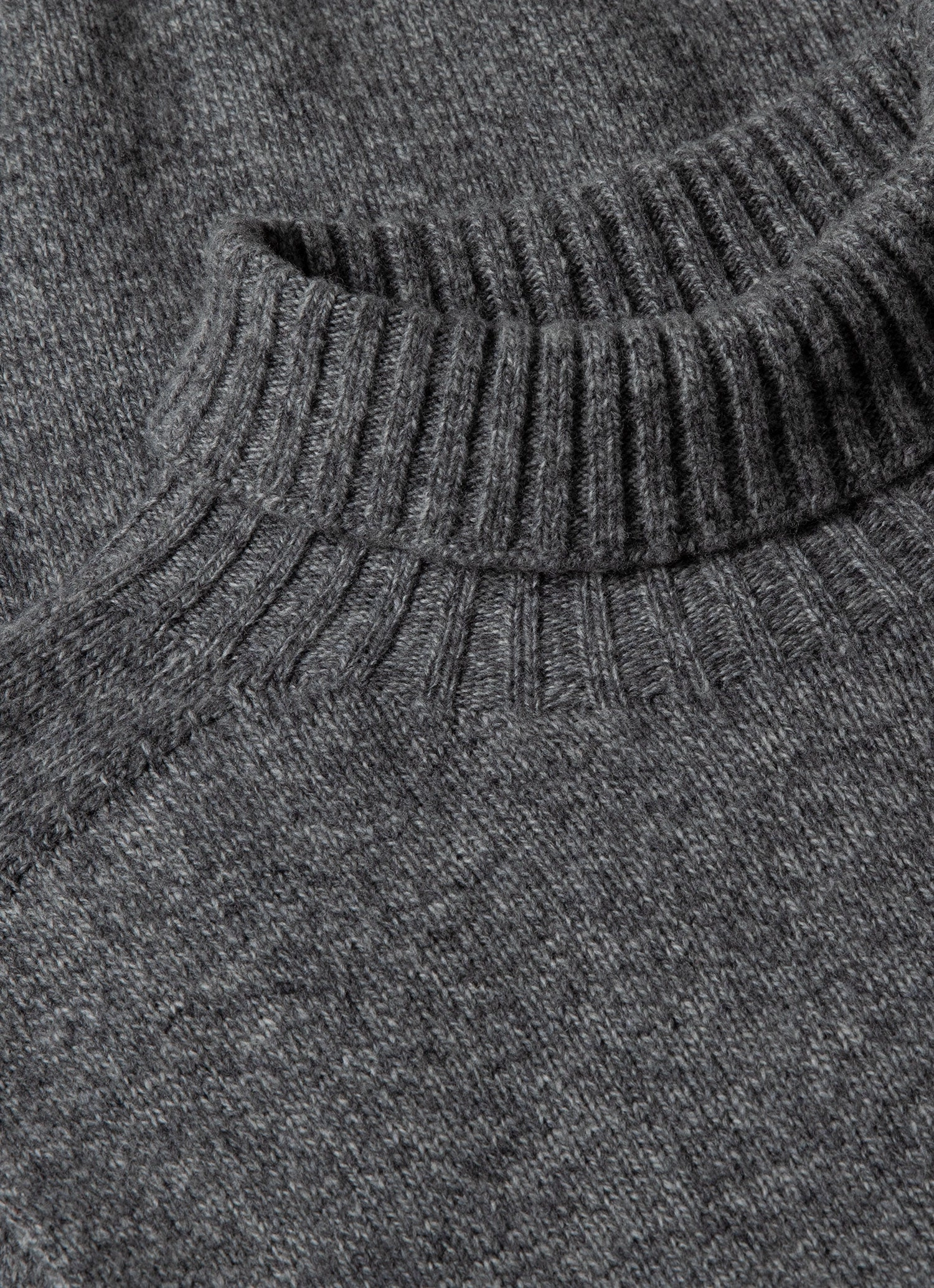 Homewear Style Men's Lambswool Roll Neck in Mid Grey Melange