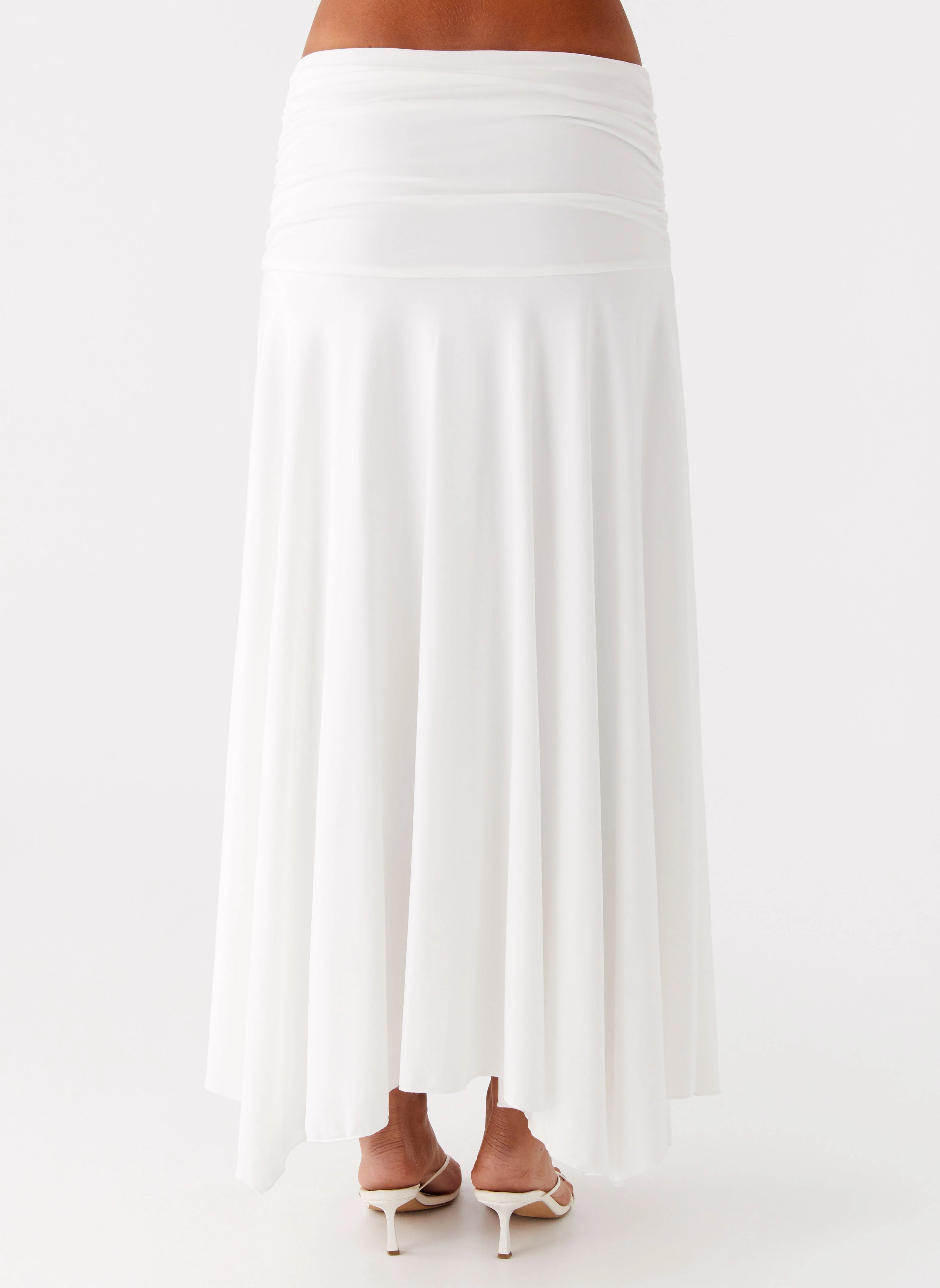Liana Ruched Maxi Skirt - White Performance Outfit
