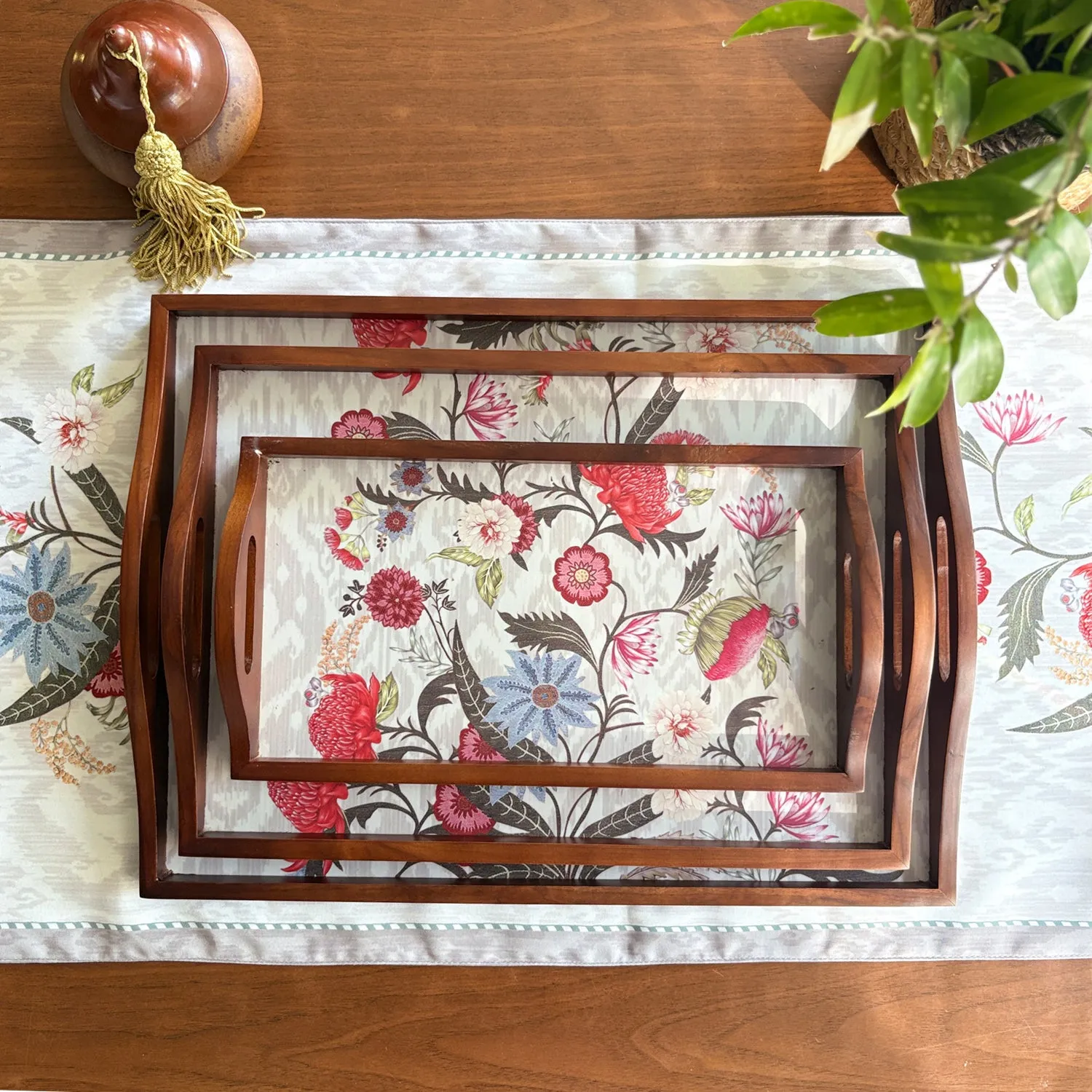Ikat Floral Wooden Tray Set