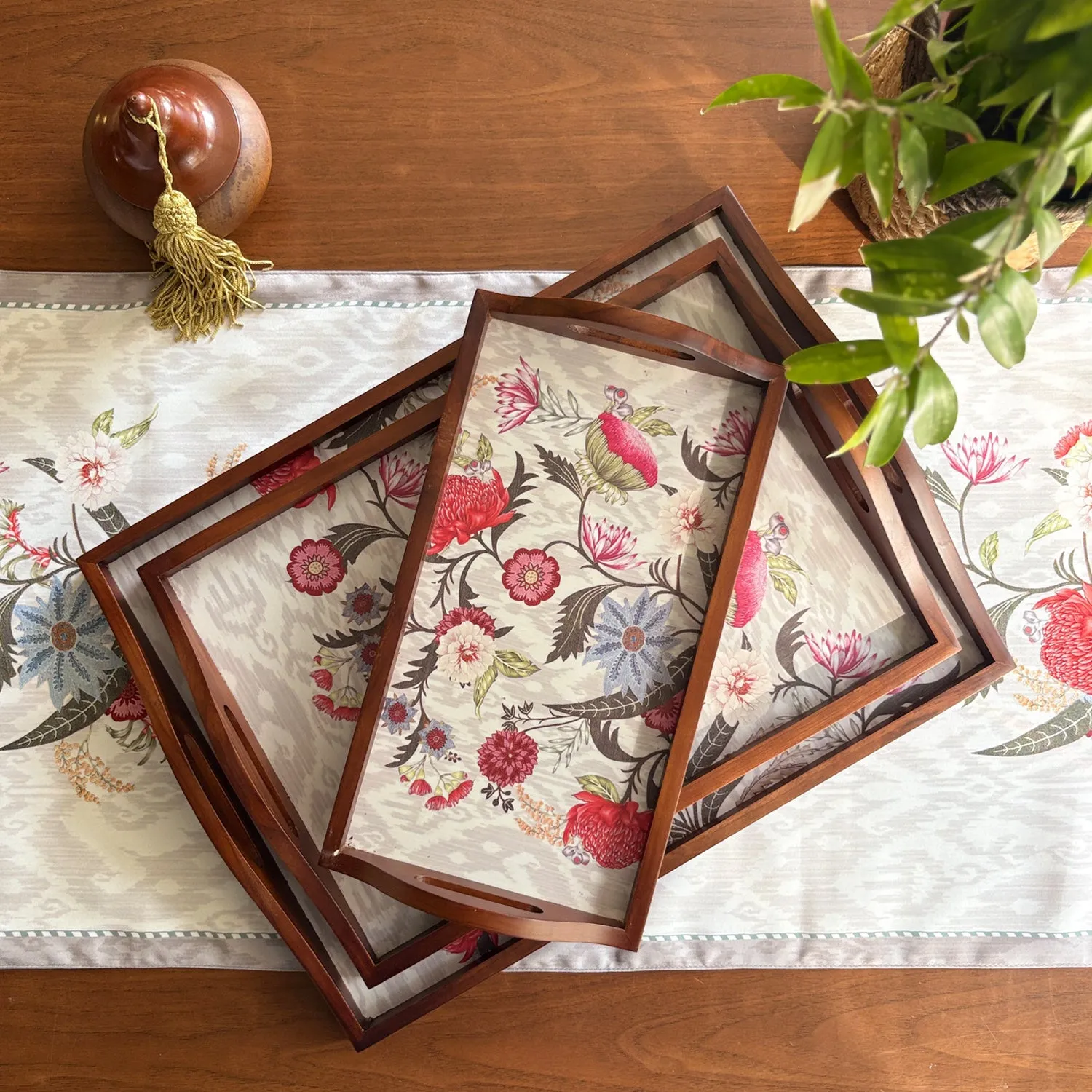 Ikat Floral Wooden Tray Set