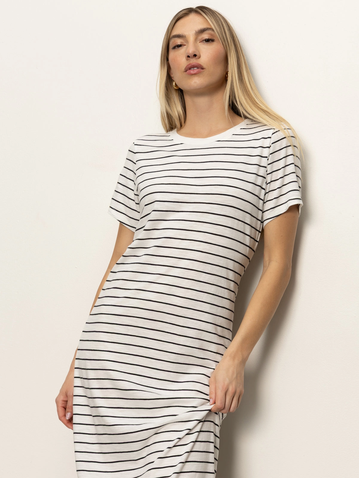 Calm Beauty Perfect Tee Maxi Dress Chalk Black Stripe