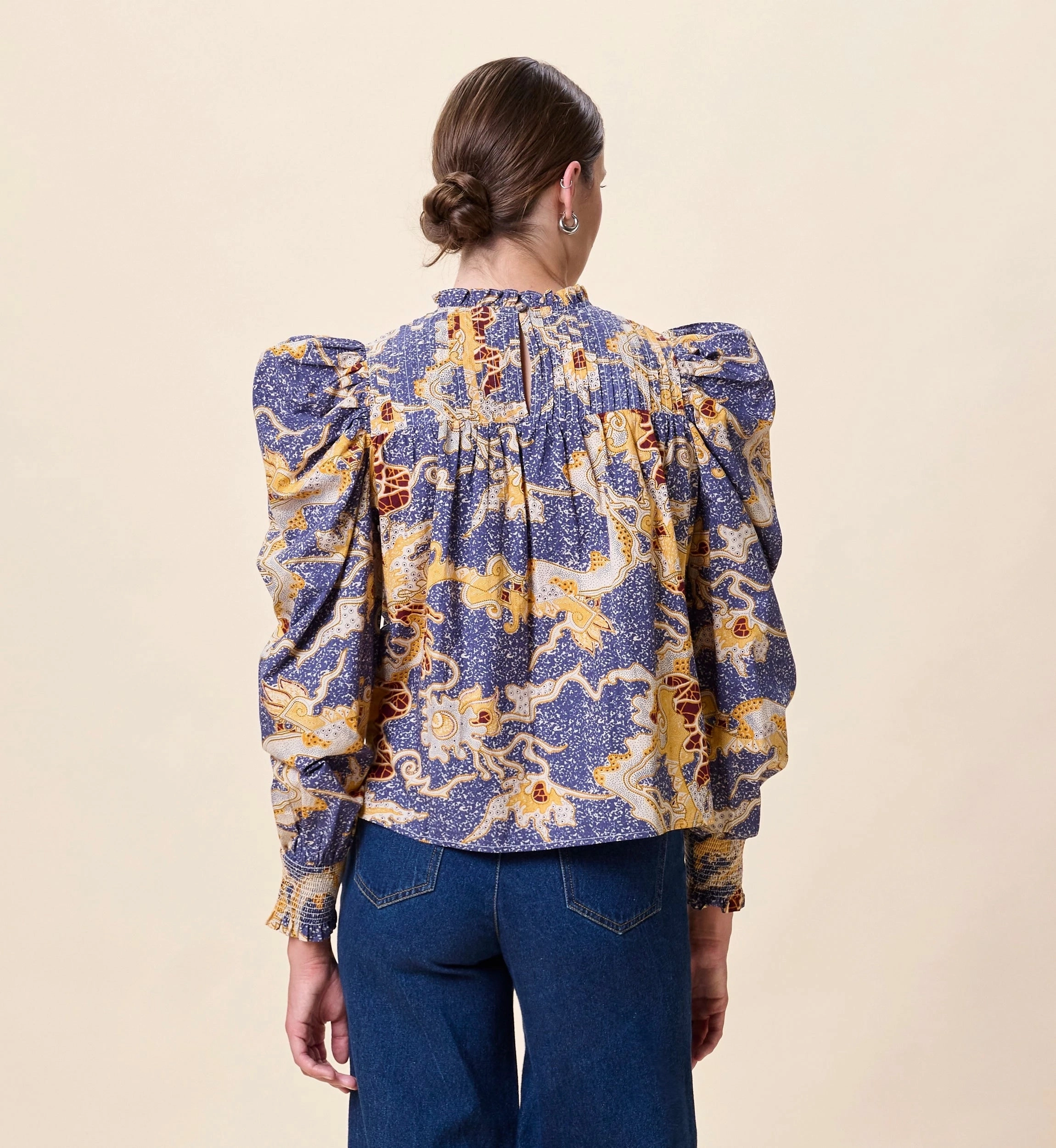 MultiDirectionalStretch Irina Blouse | Blue Castello