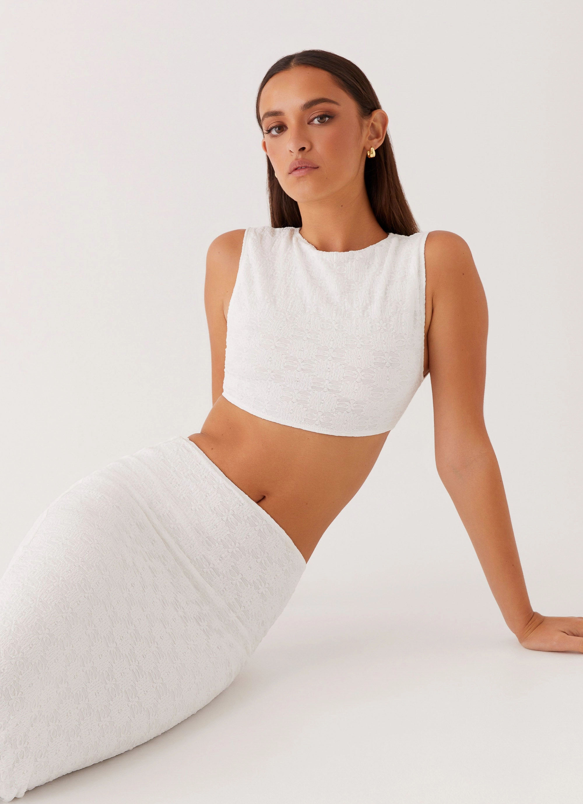 Issey Crop Top - White ThermalRegulating Fabric NonChafingEdges