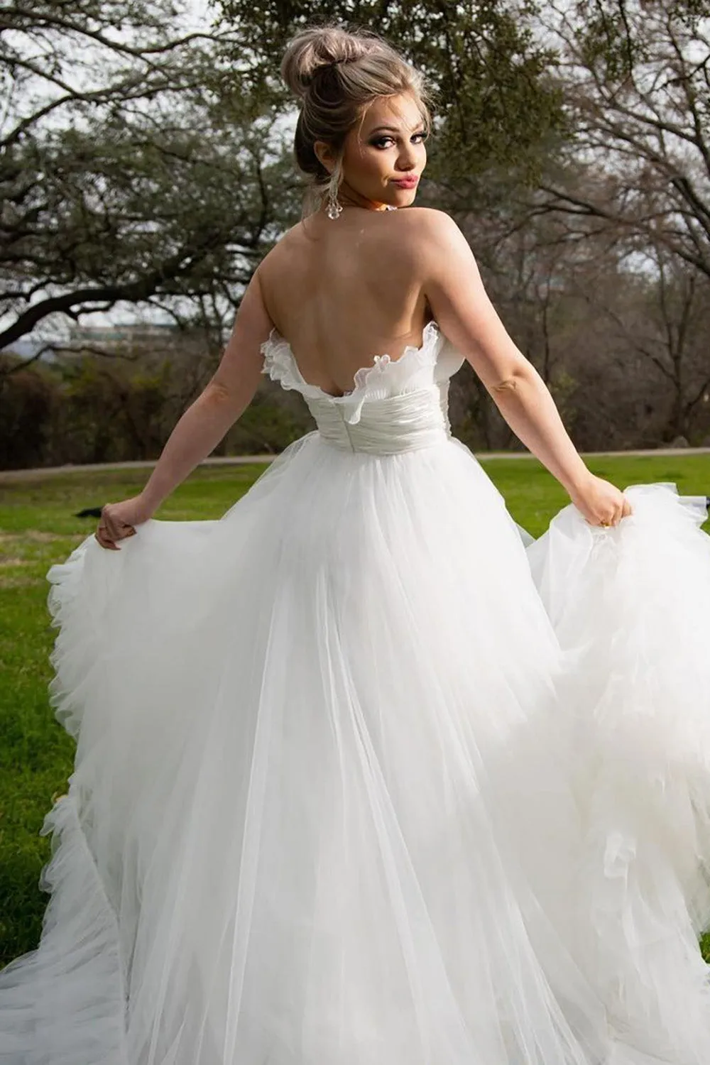 Jada | A-Line Strapless White Tulle Wedding Dress
