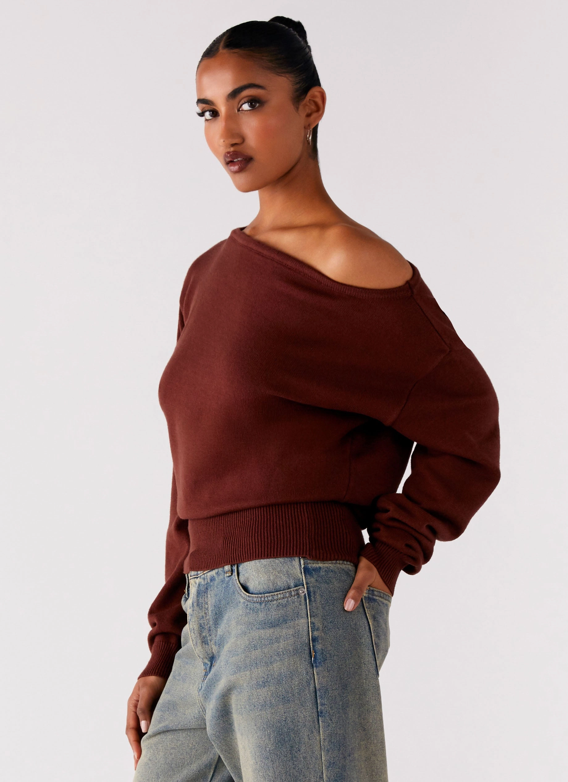 QuickDry Jaelin Asymmetric Top - Chocolate