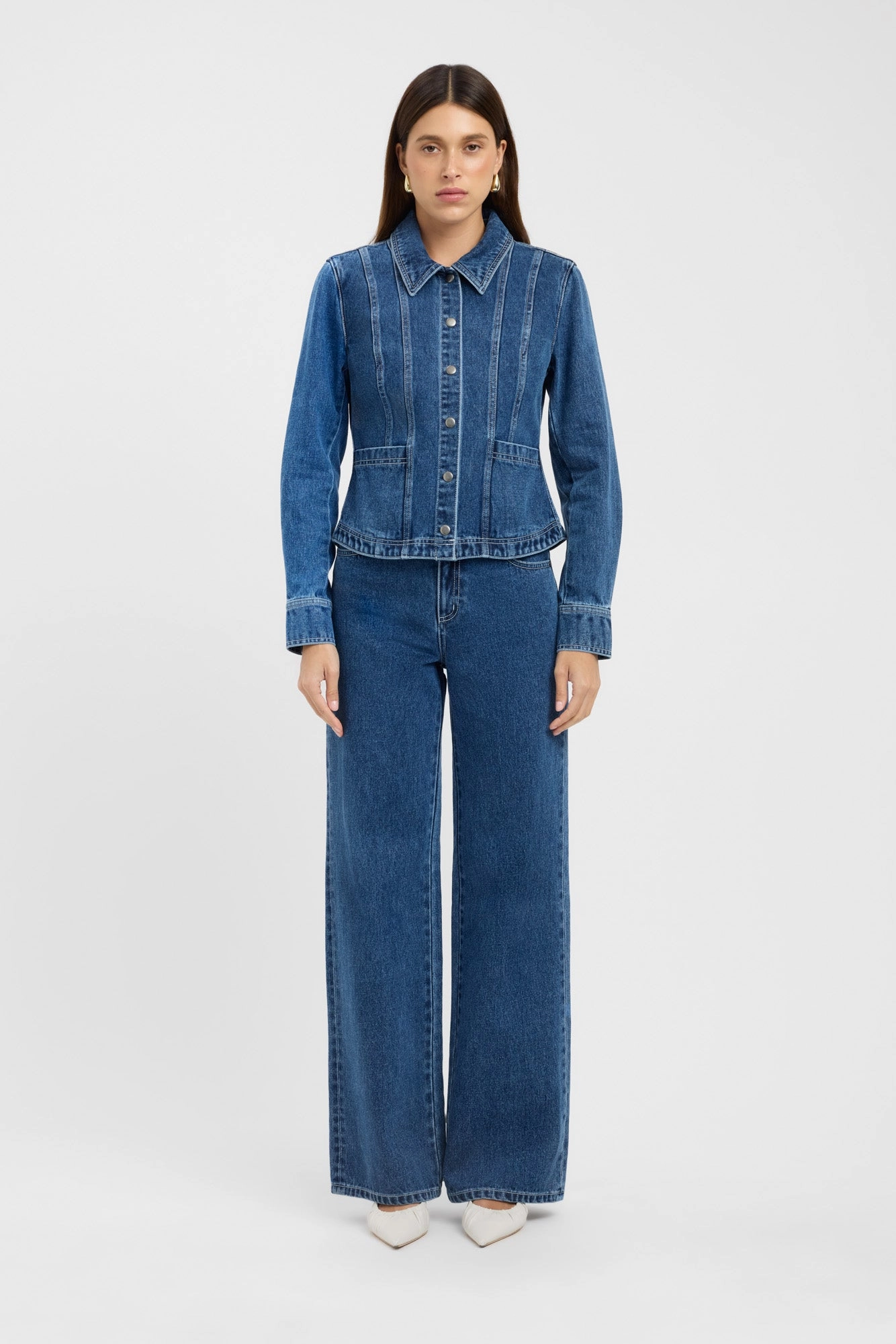 Kai Snap Jacket Versatile Piece Foldable Collar Design