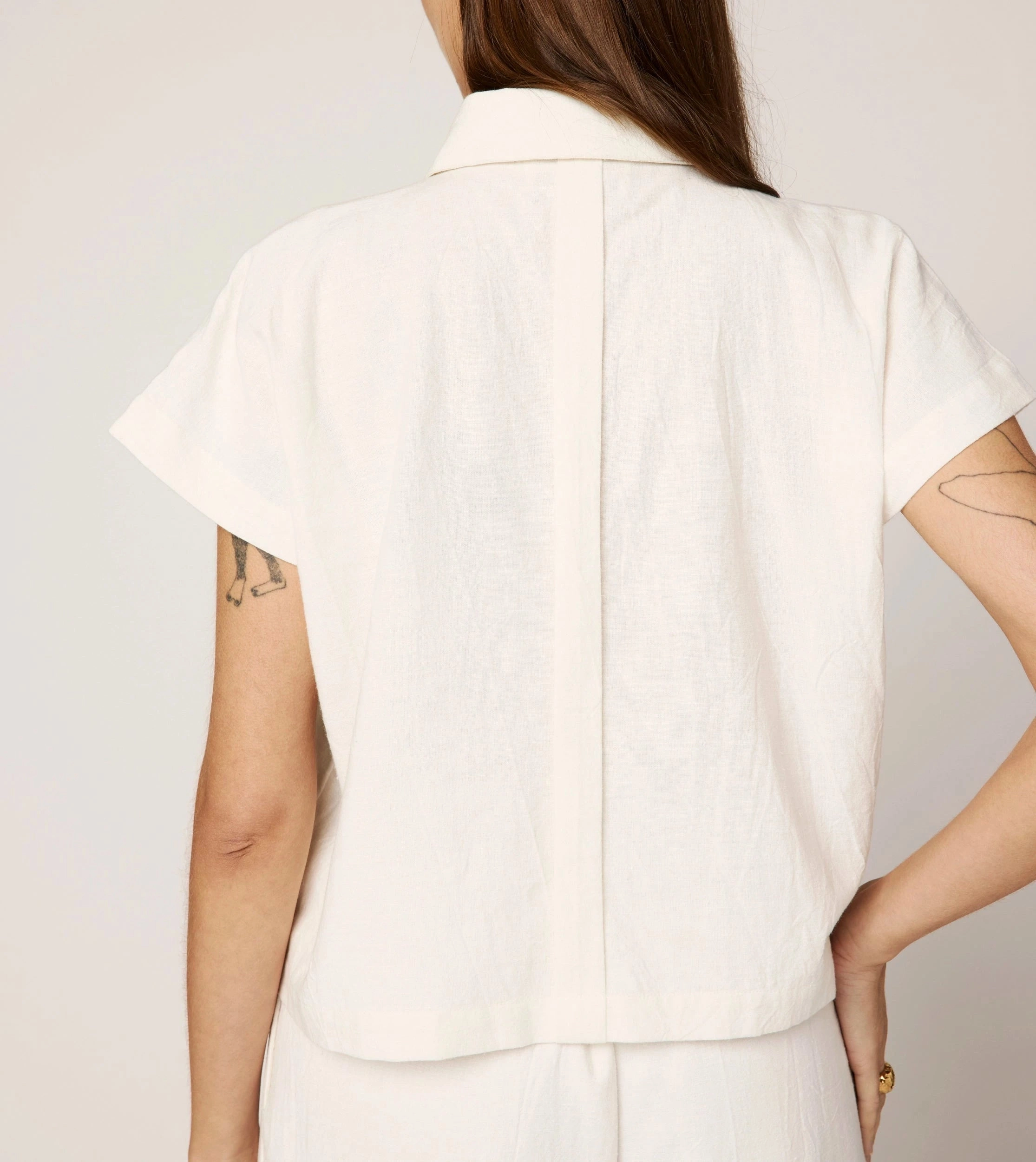 Kalora Blouse | Ivory CarbonNeutral Production Retro design