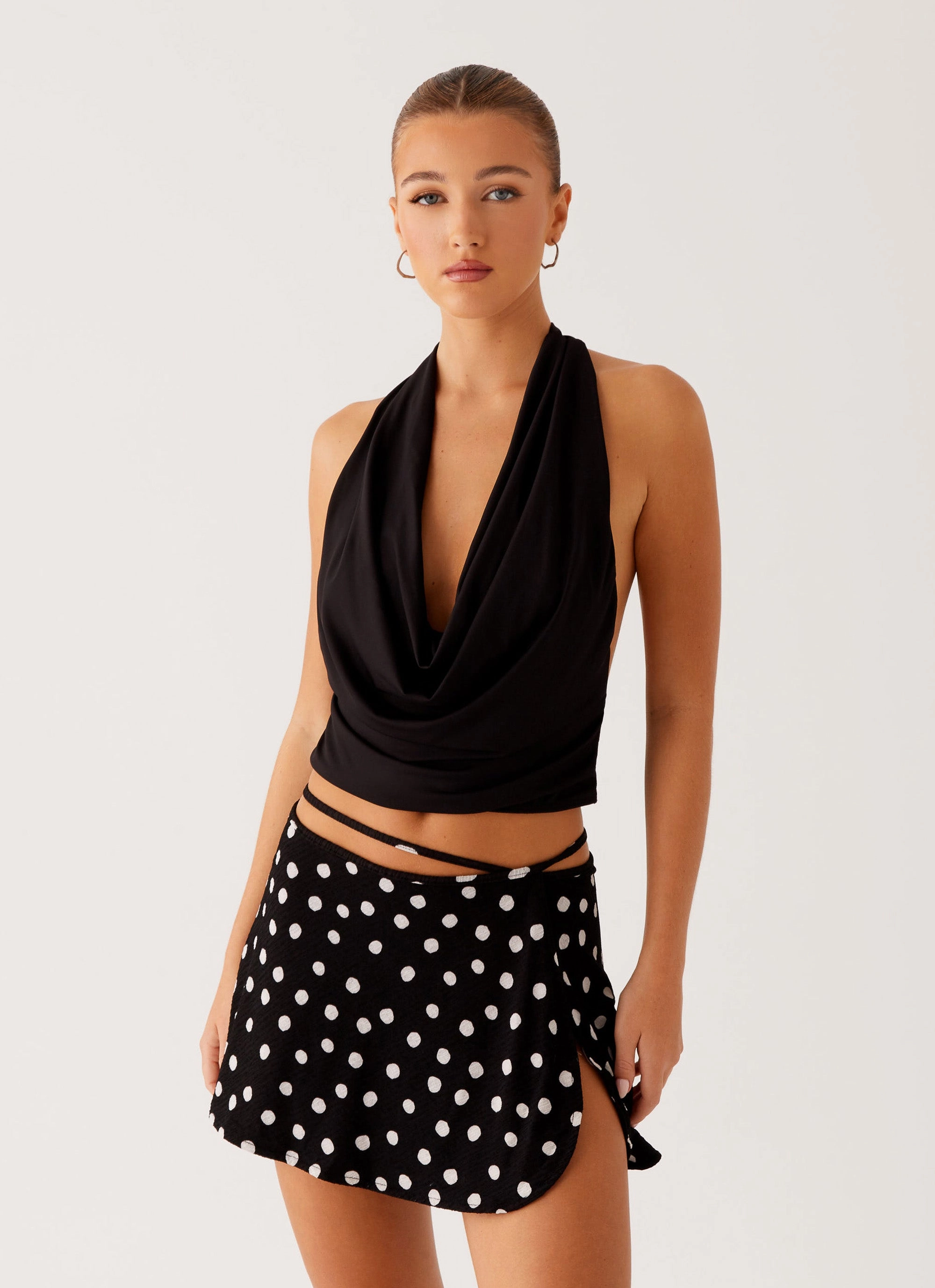 BondedShoulder Ashi Cowl Top - Black