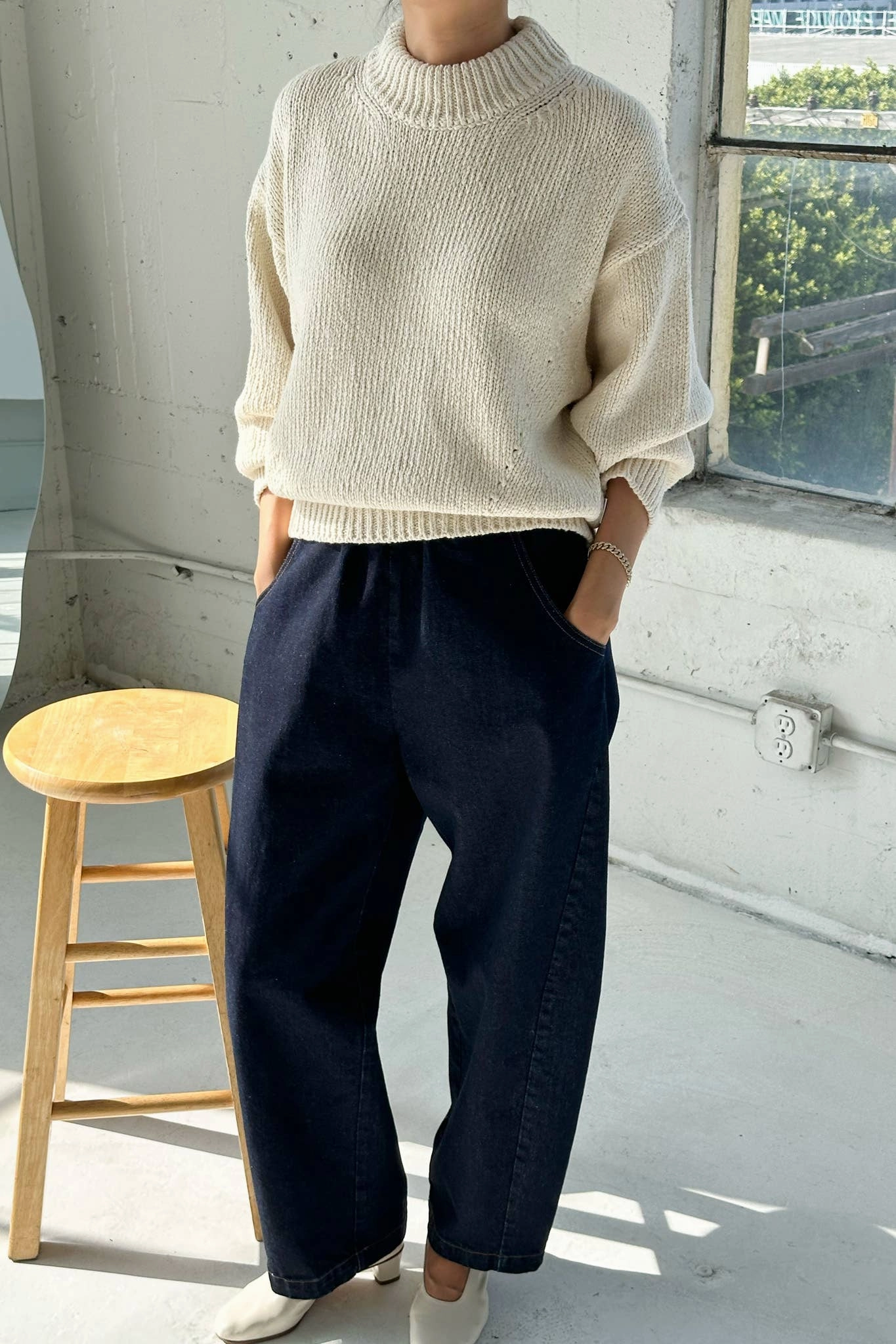 Le Bon Shoppe Zoe Cotton Sweater -Naturel layering option