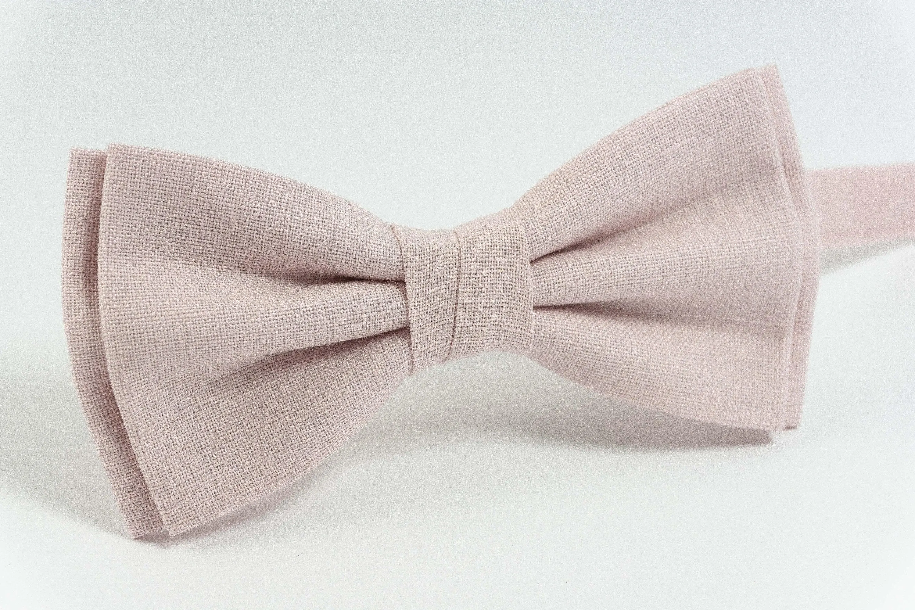 Light dusty rose groomsmen bow tie for weddings | Ring bearer bow tie can be matched with linen pocket square