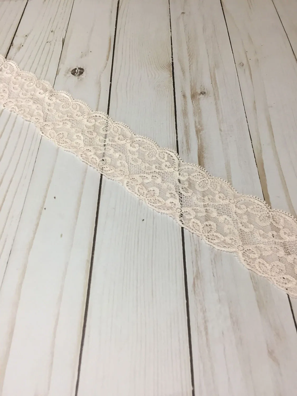 Light Peach 2.25" Wide Heart Stretch Lace