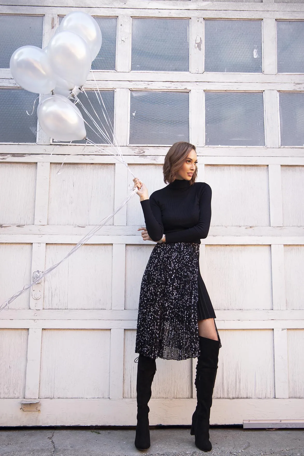 Minimalist Chic Pipa Skirt in Snowflower