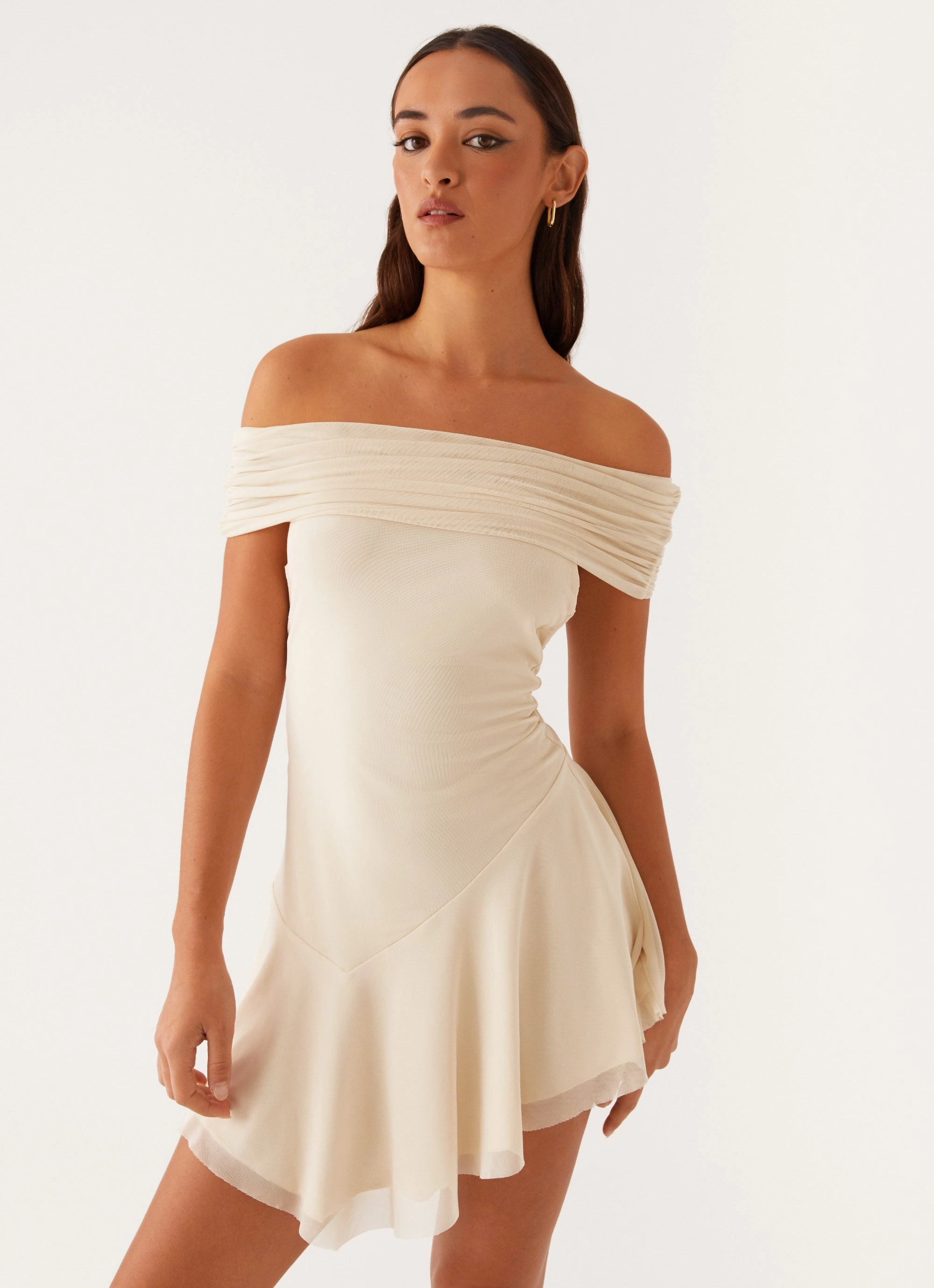 Finola Off Shoulder Mini Dress - Pastel Yellow Fitted Design flattering appearance