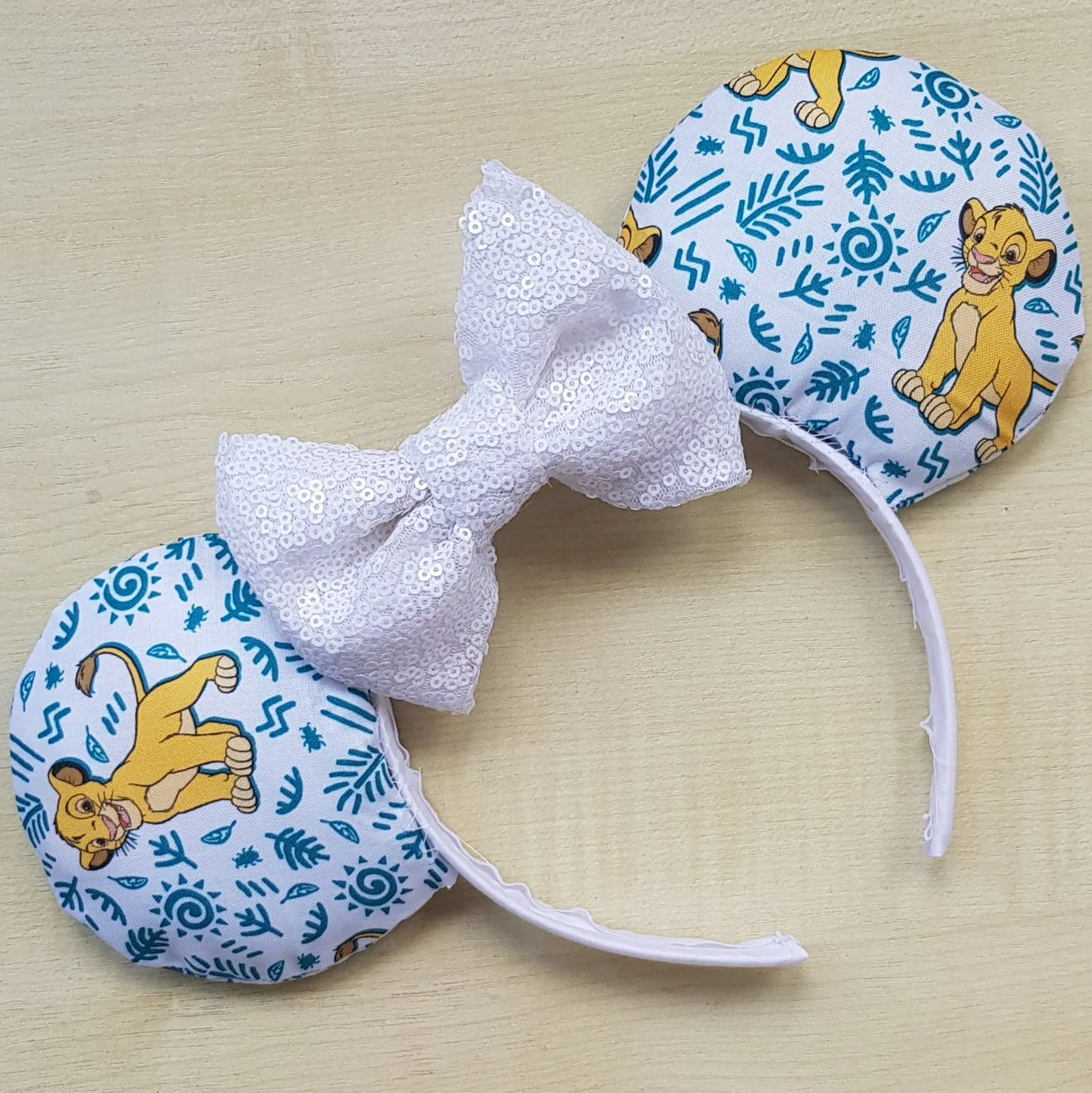 Lion cub minnie ears