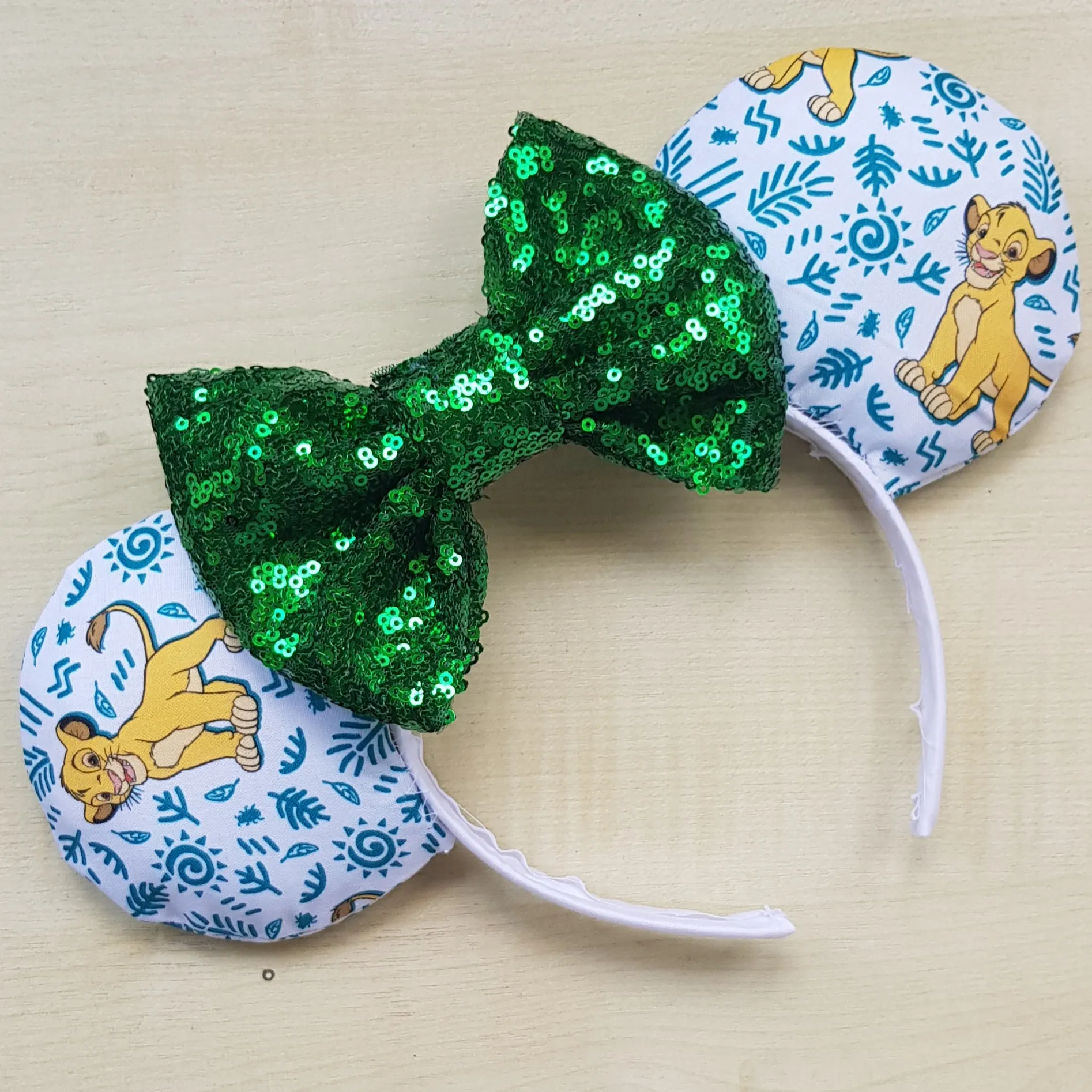 Lion cub minnie ears