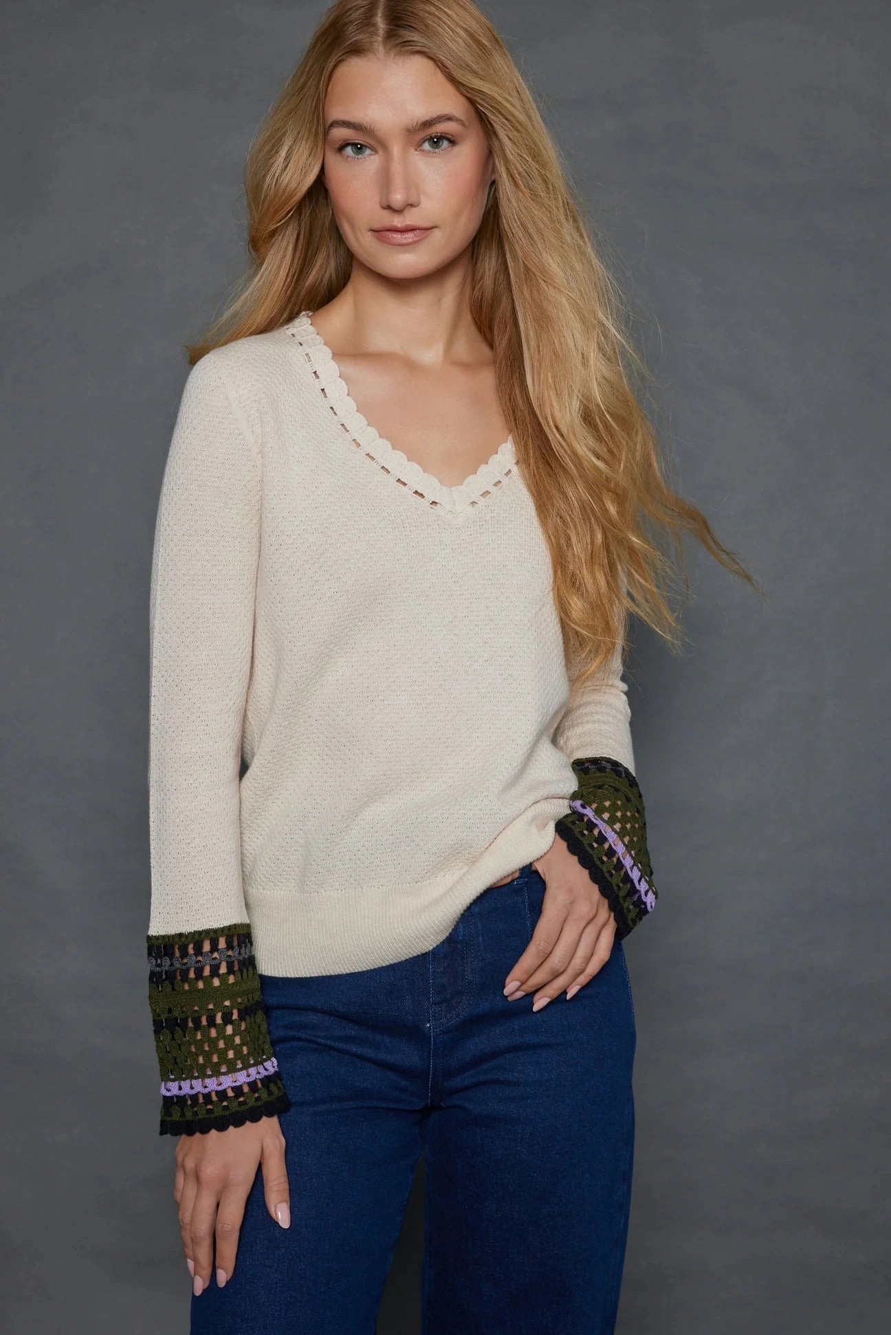 Lisa Todd Cuff Links Sweater Slim Design Fit