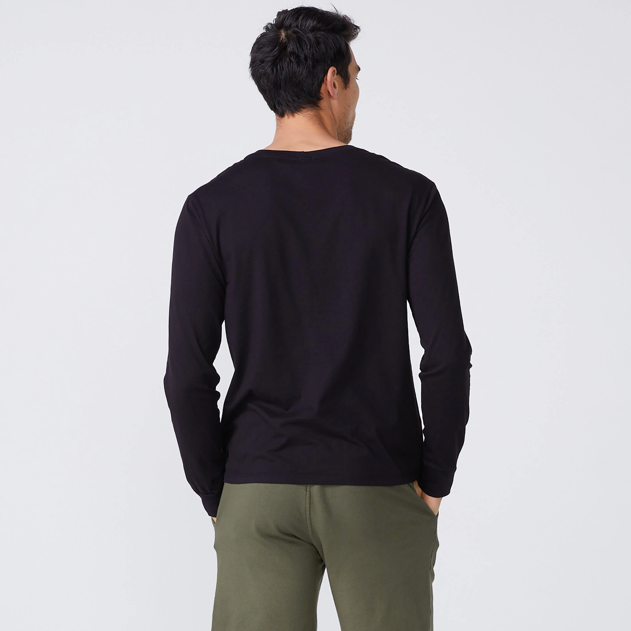Long Sleeve Pocket Crew Versatile Layering