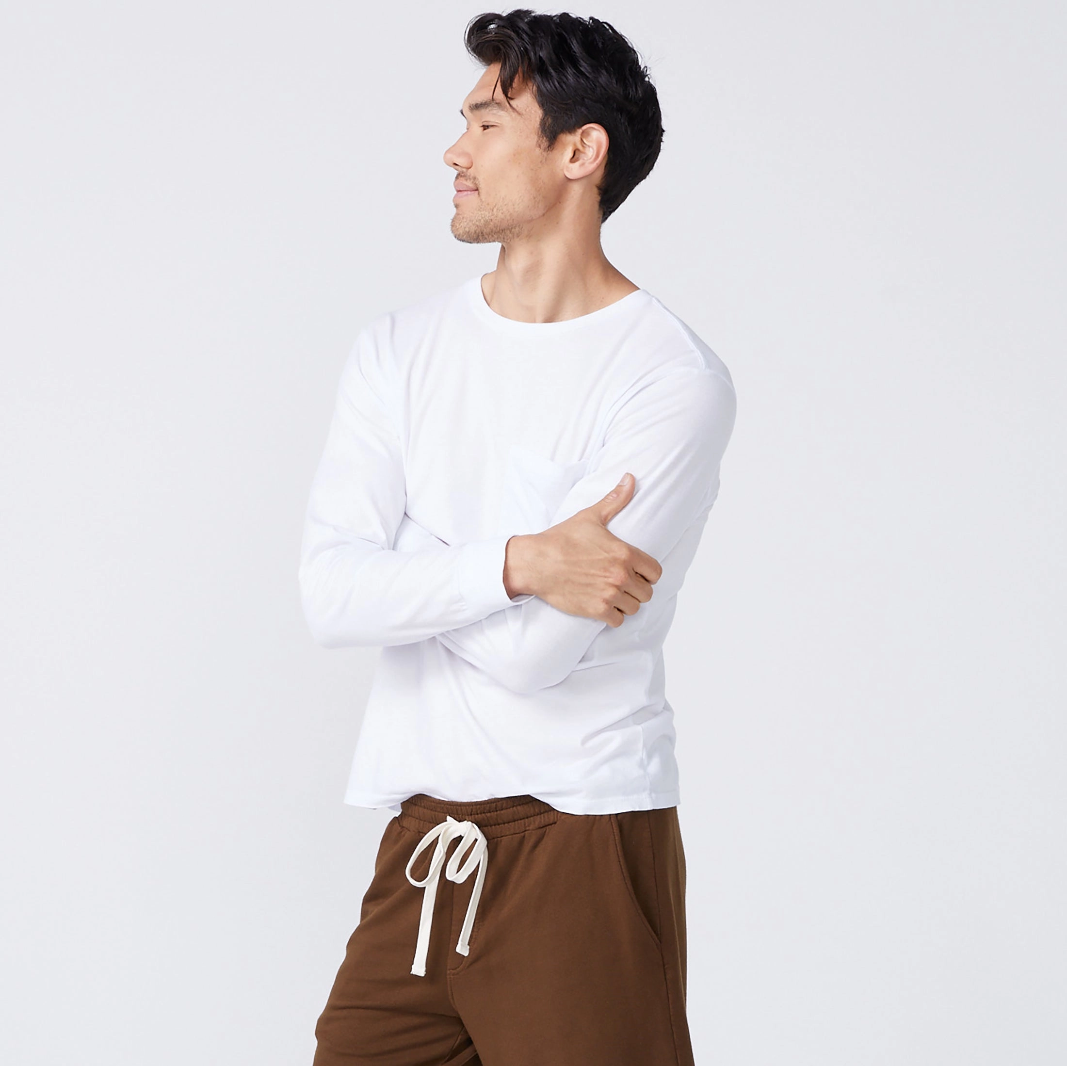 AirflowOptimized Design Odor Resistant Long Sleeve Pocket Crew