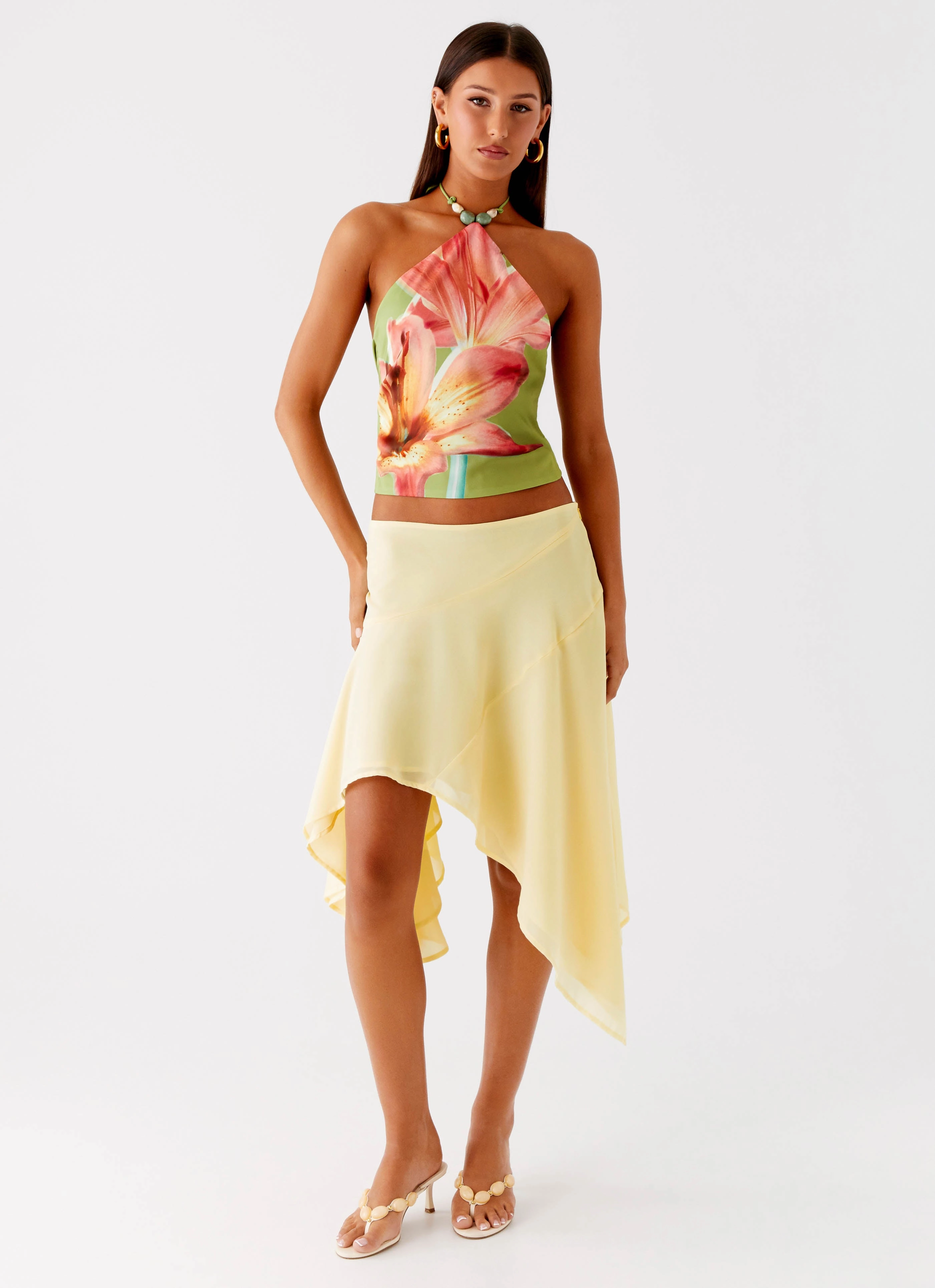 WrinkleResistant Non Irritating Seams Loreta Beaded Tie Back Top - Jungle Floral