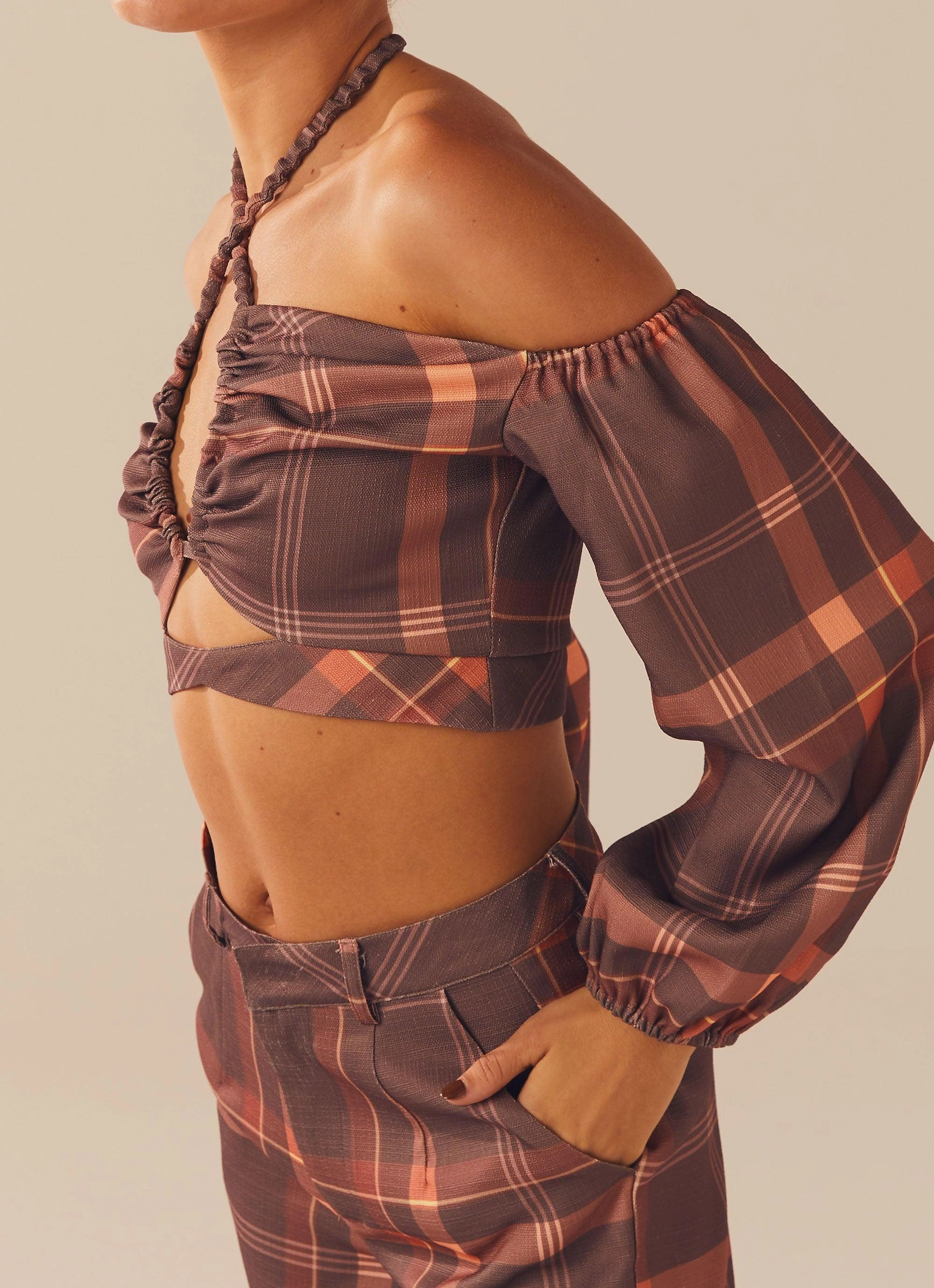 Lose My Cool Crop Top - Chestnut Breathable mesh lining