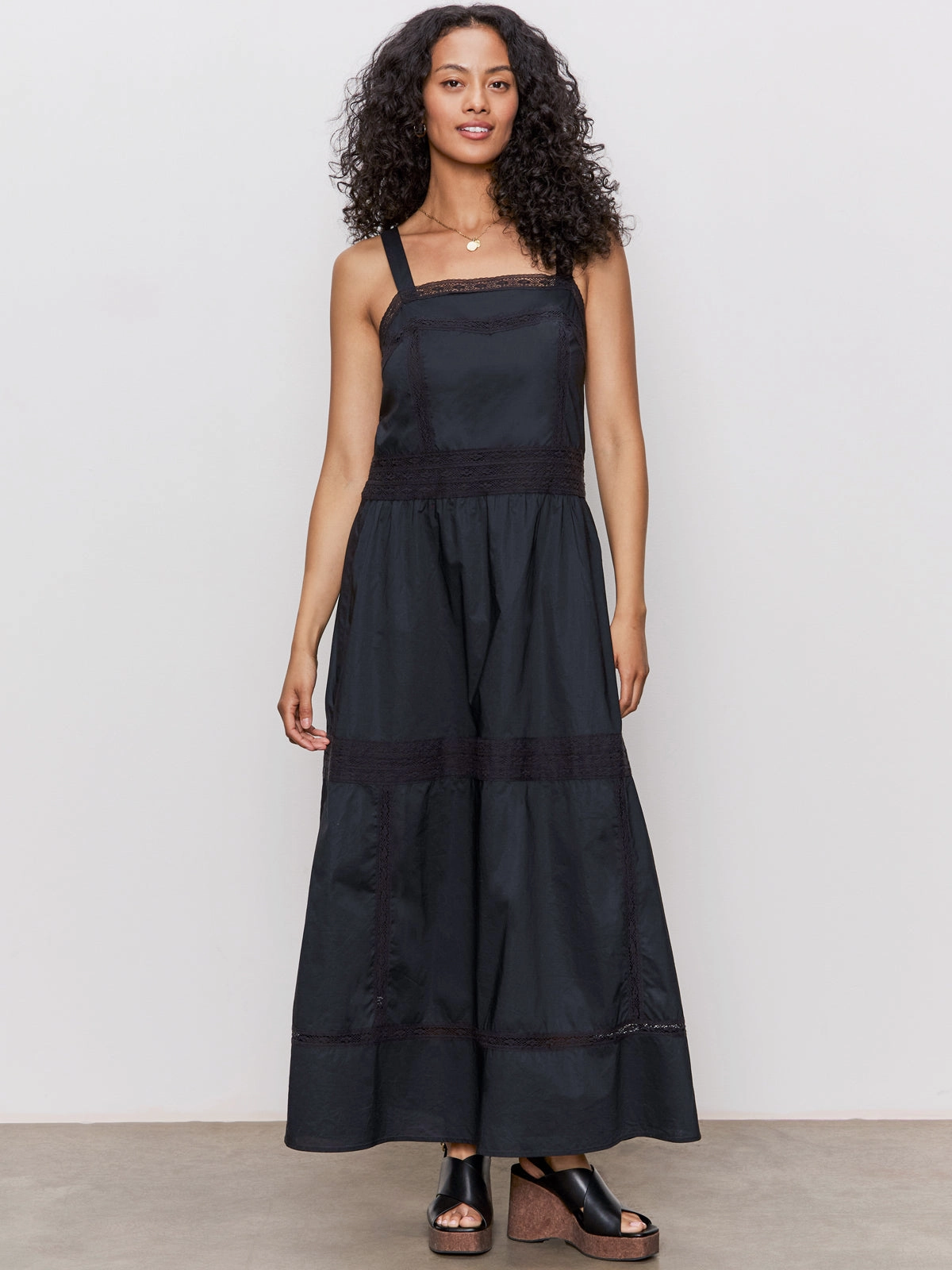 Lucky You Dress Black Contrasting Detail Sporty Comfort