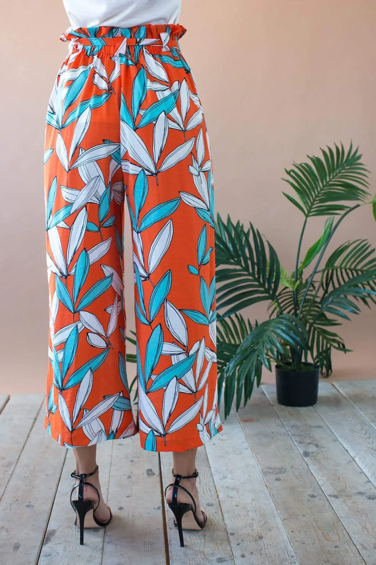 Lukas Cropped Wide Leg Pant With Paperbag Waist- Rio Flora Breathable Wear Fit Casual Performance Fit