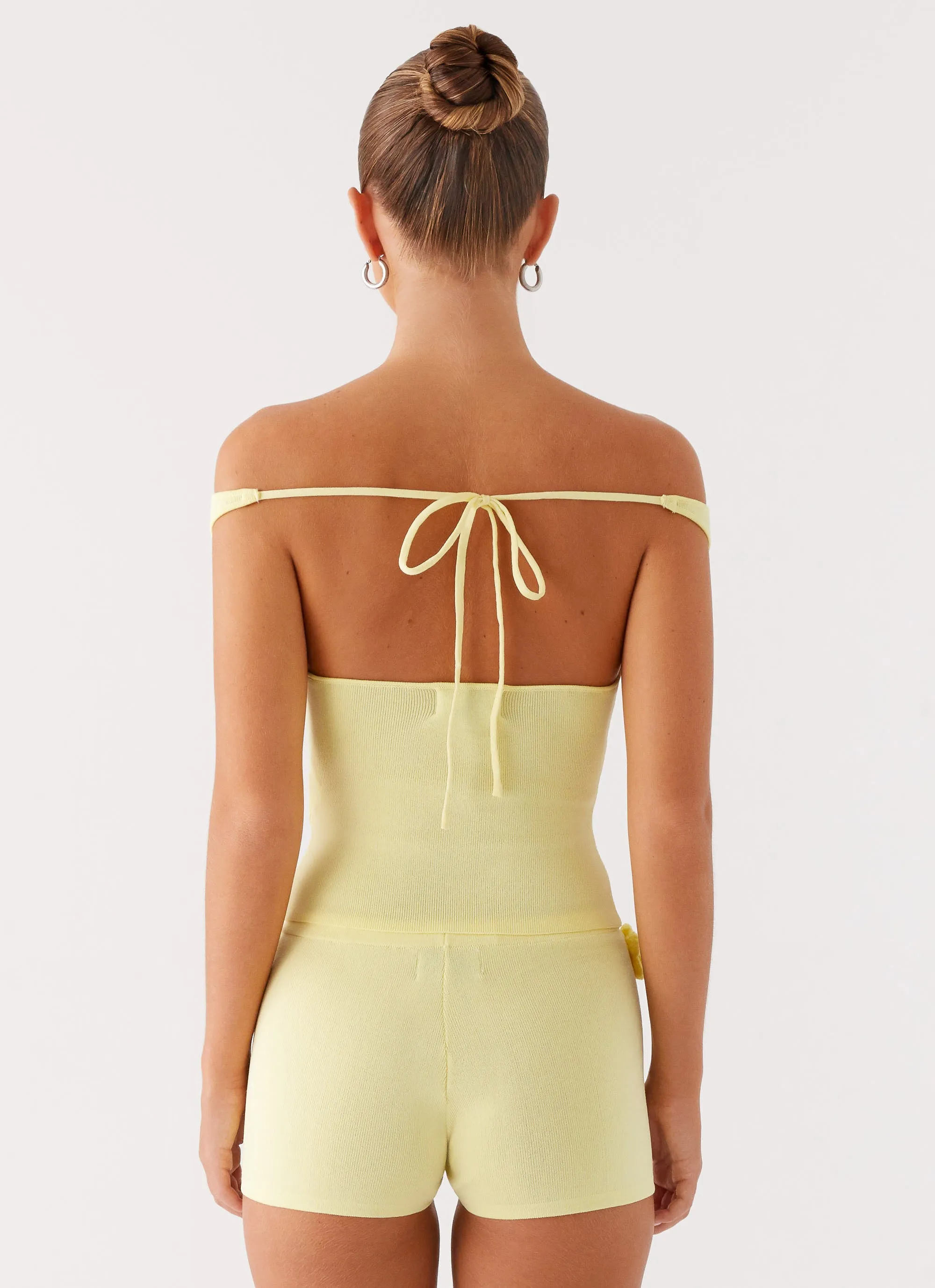 sporty wear Durable Waistband Aliah Knit Shorts - Yellow