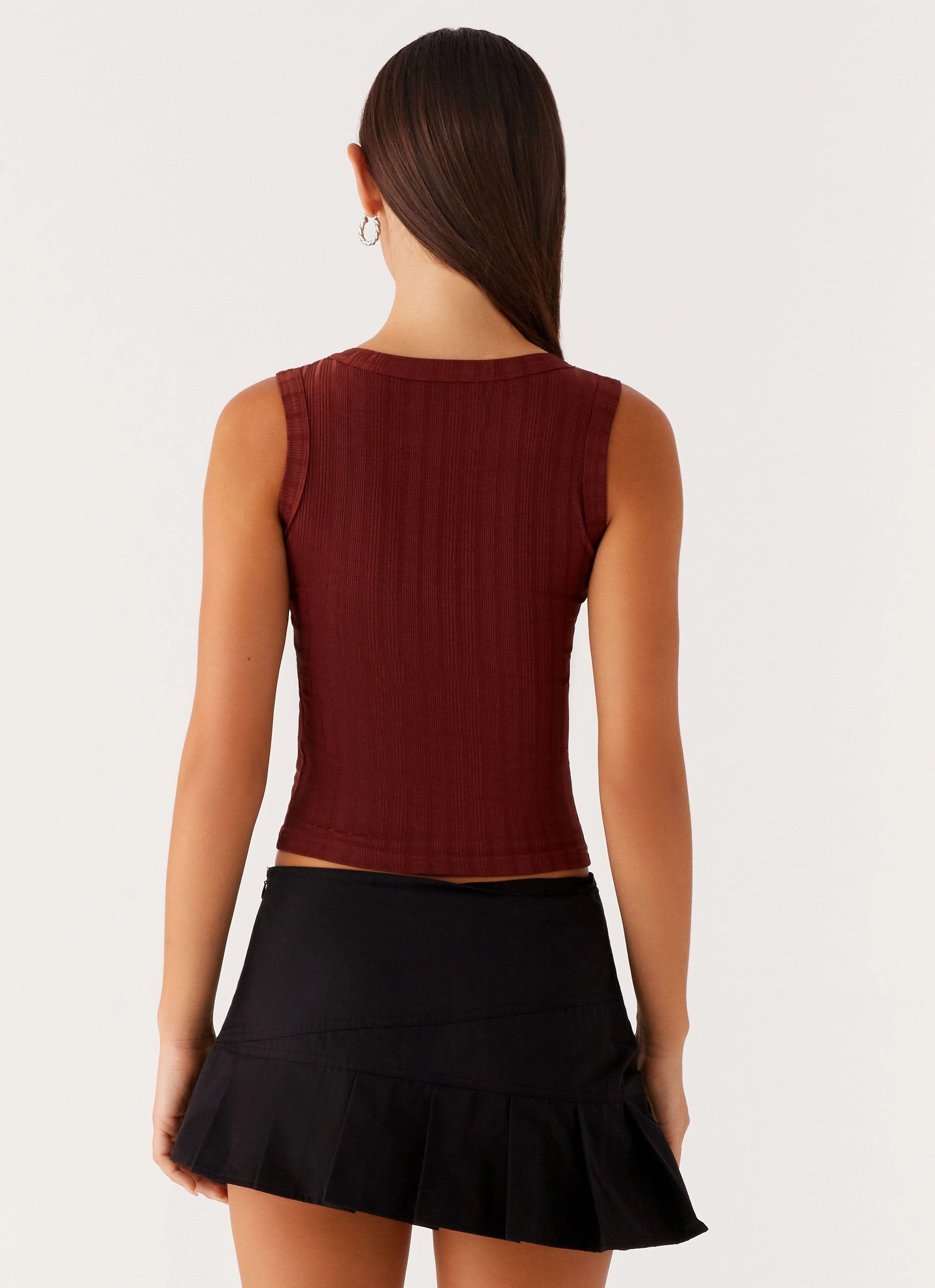 NonIrritating Stitching Malene Ribbed Top - Brown