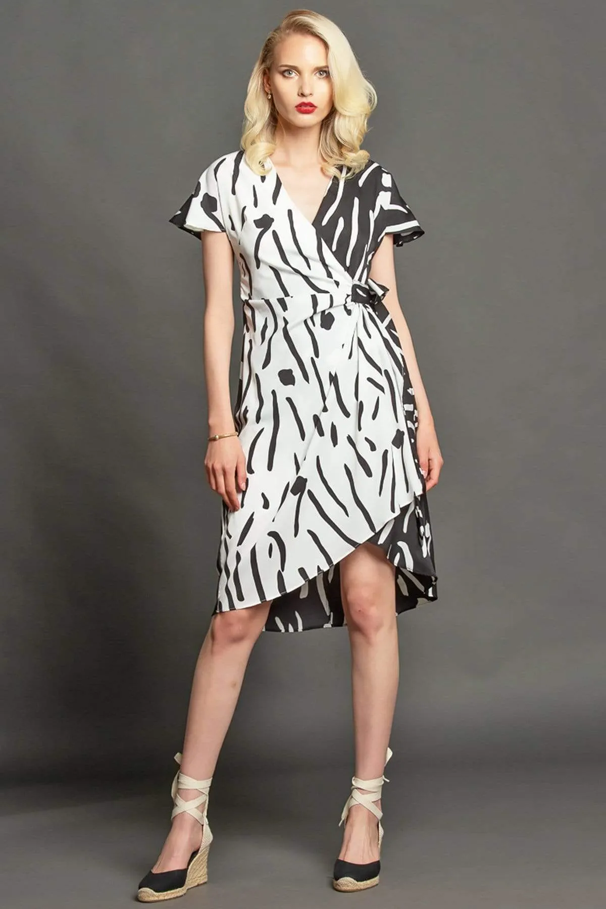 Casual Smart Cozy Vibes Marika Dress - Domino