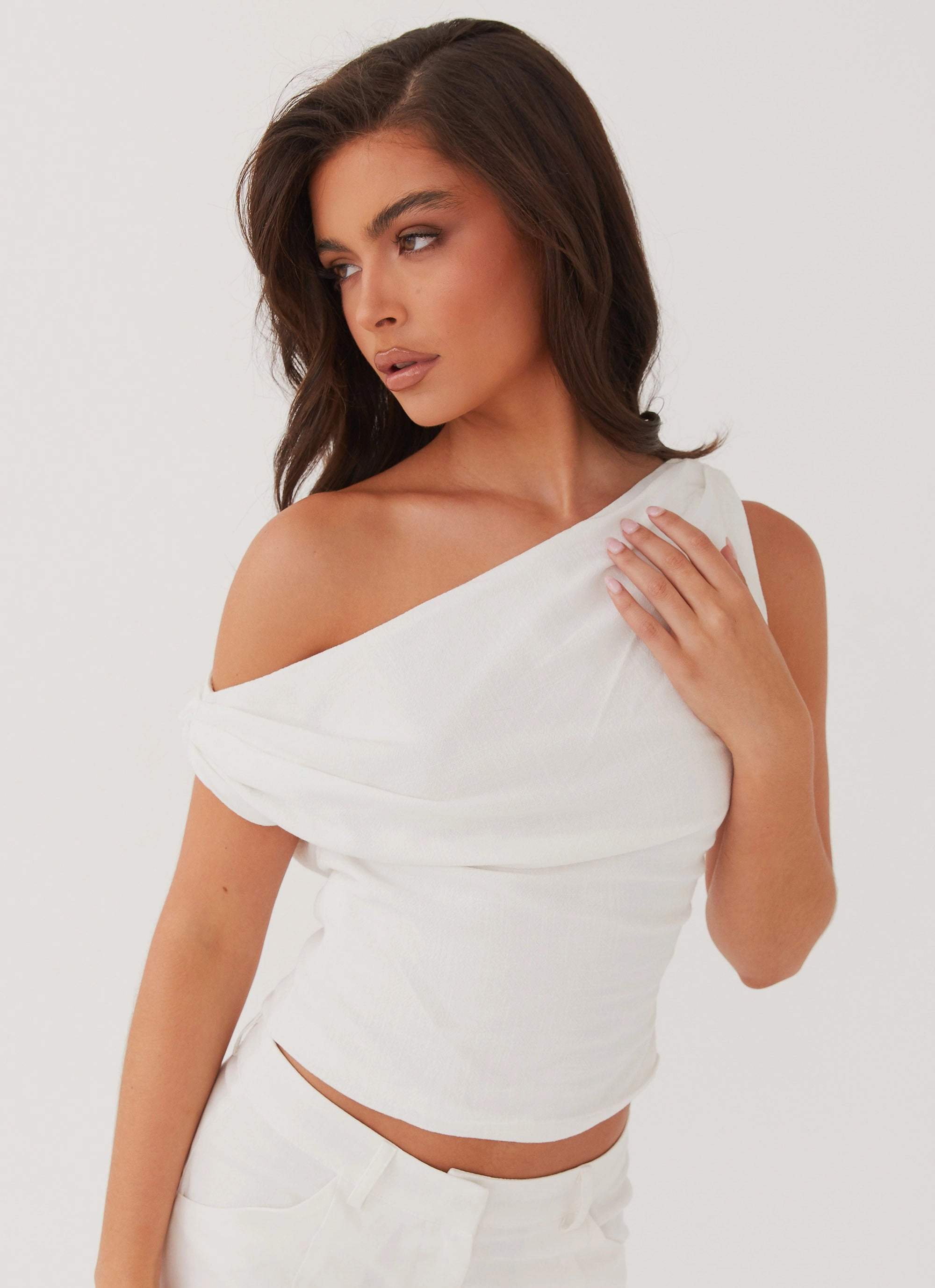 Marissa Linen One Shoulder Top - White Subtle Finish