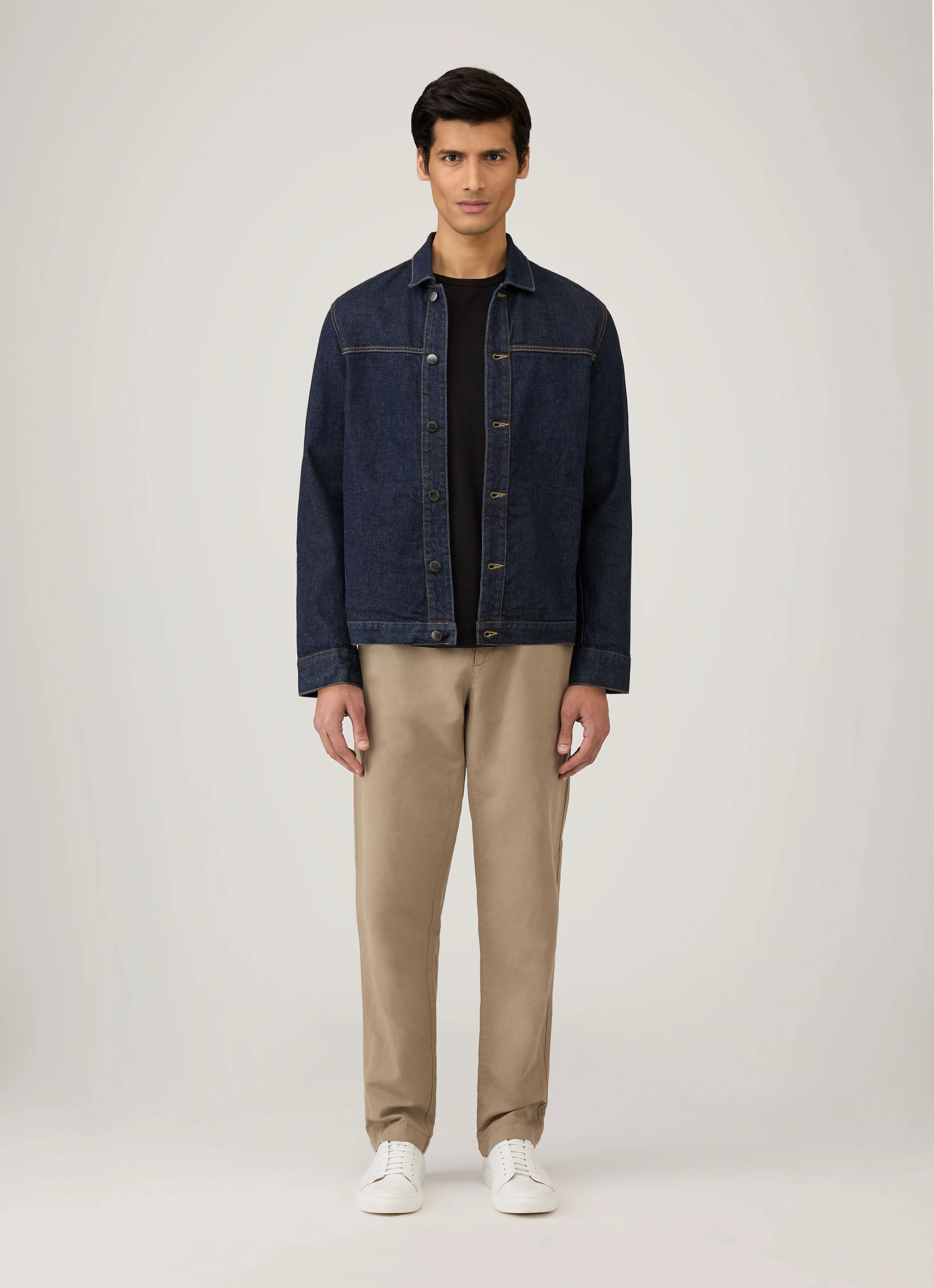 Street Smart Sporty Style Wear Men's Classic Long Sleeve T-shirt in Black