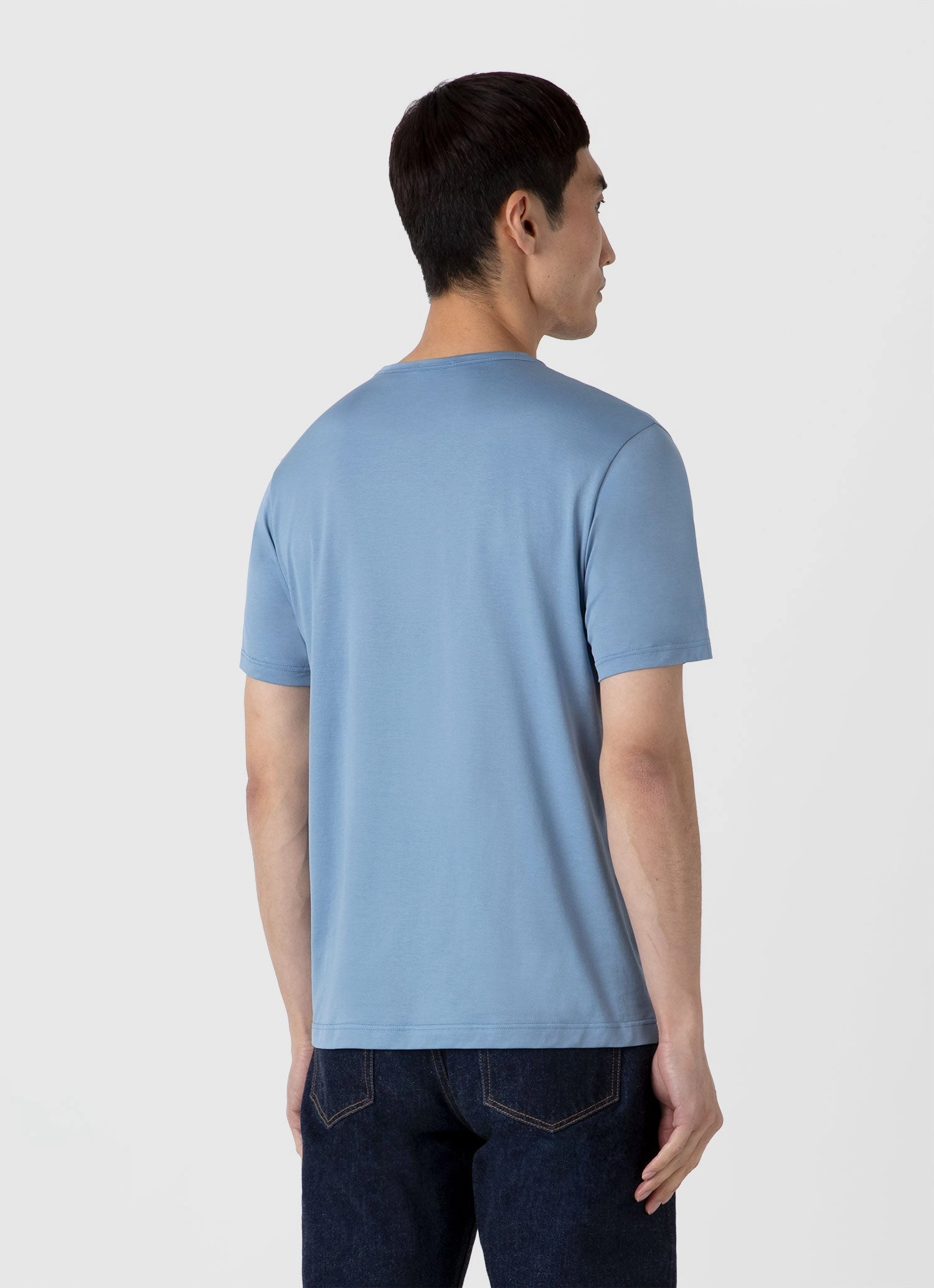 Everyday Wearable Comfort Design Men's Classic T-shirt in Como Blue