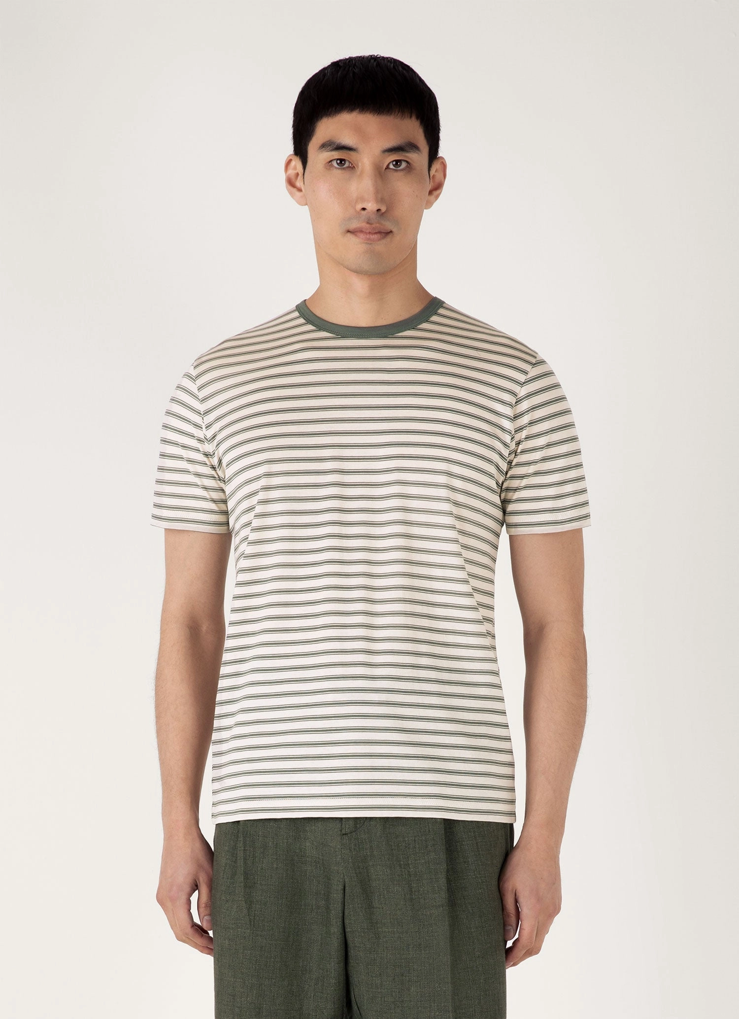 Timeless casual wear Men's Classic T-shirt in Dusk Green/Undyed
