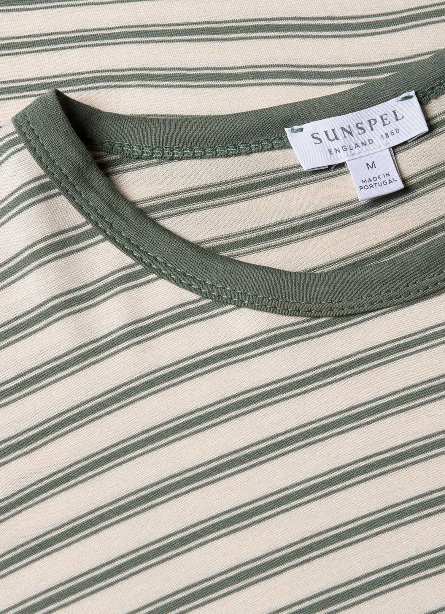 Men's Classic T-shirt in Dusk Green/Undyed Classic Layer Wear