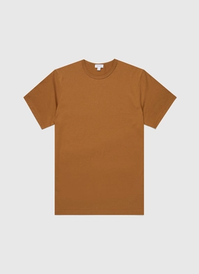Men's Classic T-shirt in Golden Brown Slim wear Men's Classic T-shirt in Golden Brown Easy-Going Style Light Fit
