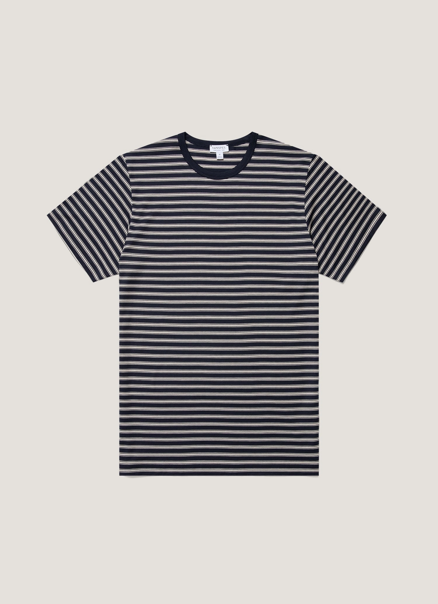 Edgy Basic Top Men's Classic T-shirt in Navy/Undyed