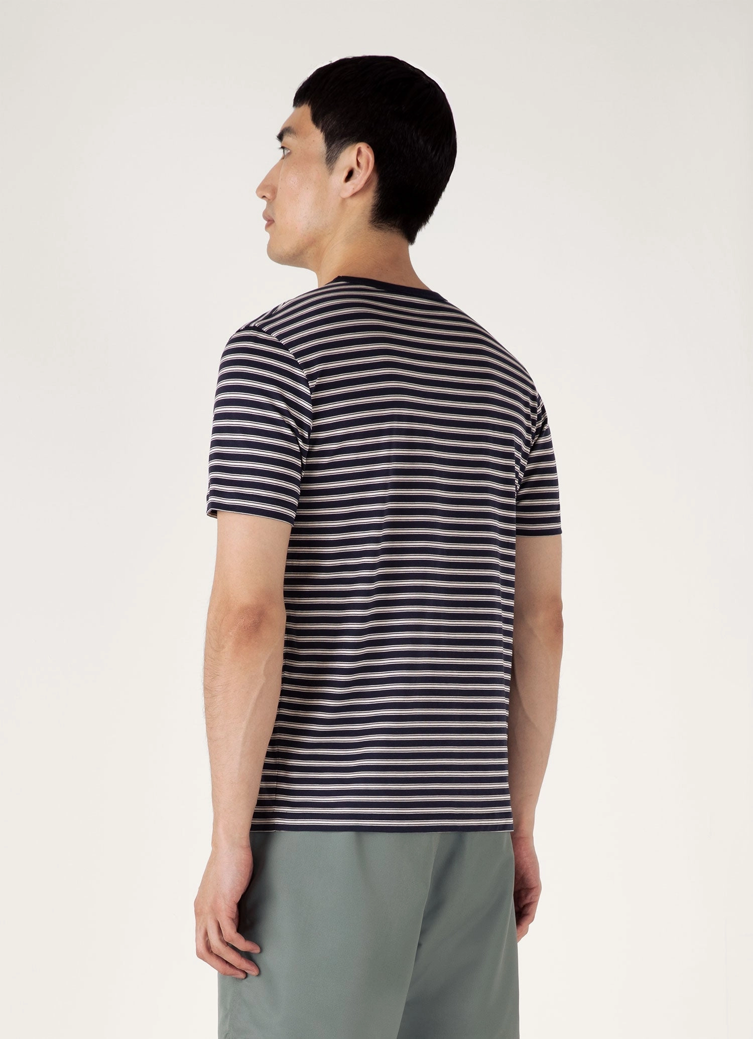 Men's Classic T-shirt in Navy/Undyed Elegant and Relaxed