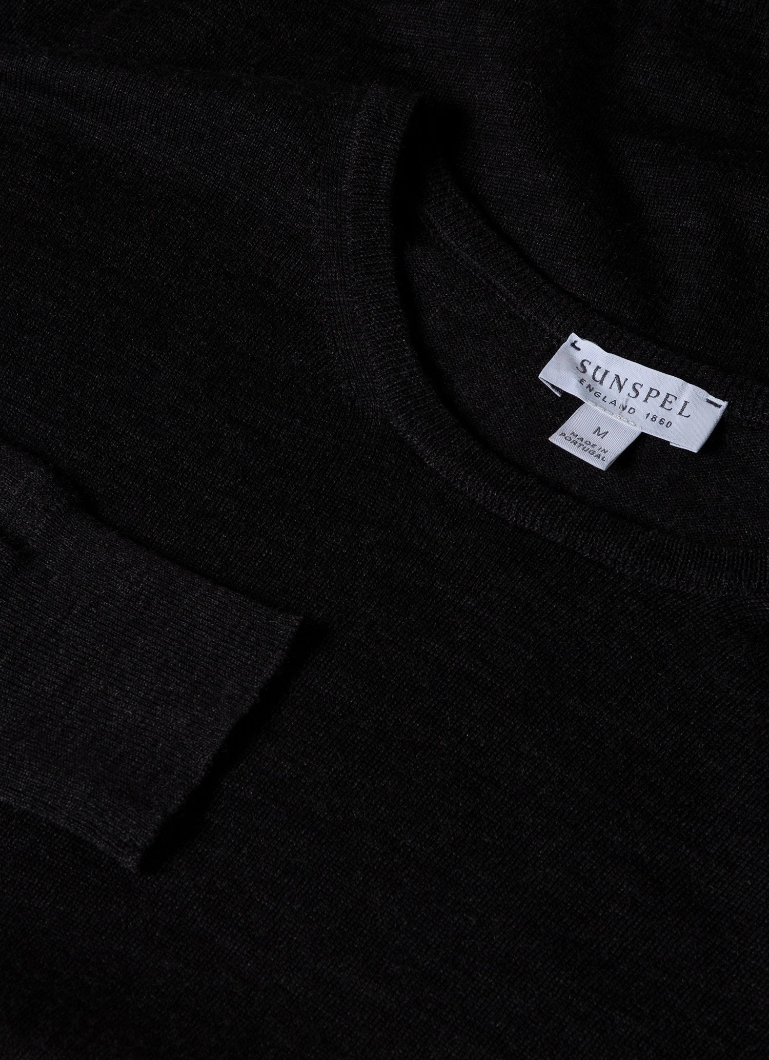 Men's Extra-Fine Merino Crew Neck in Charcoal Melange Classic Warmth