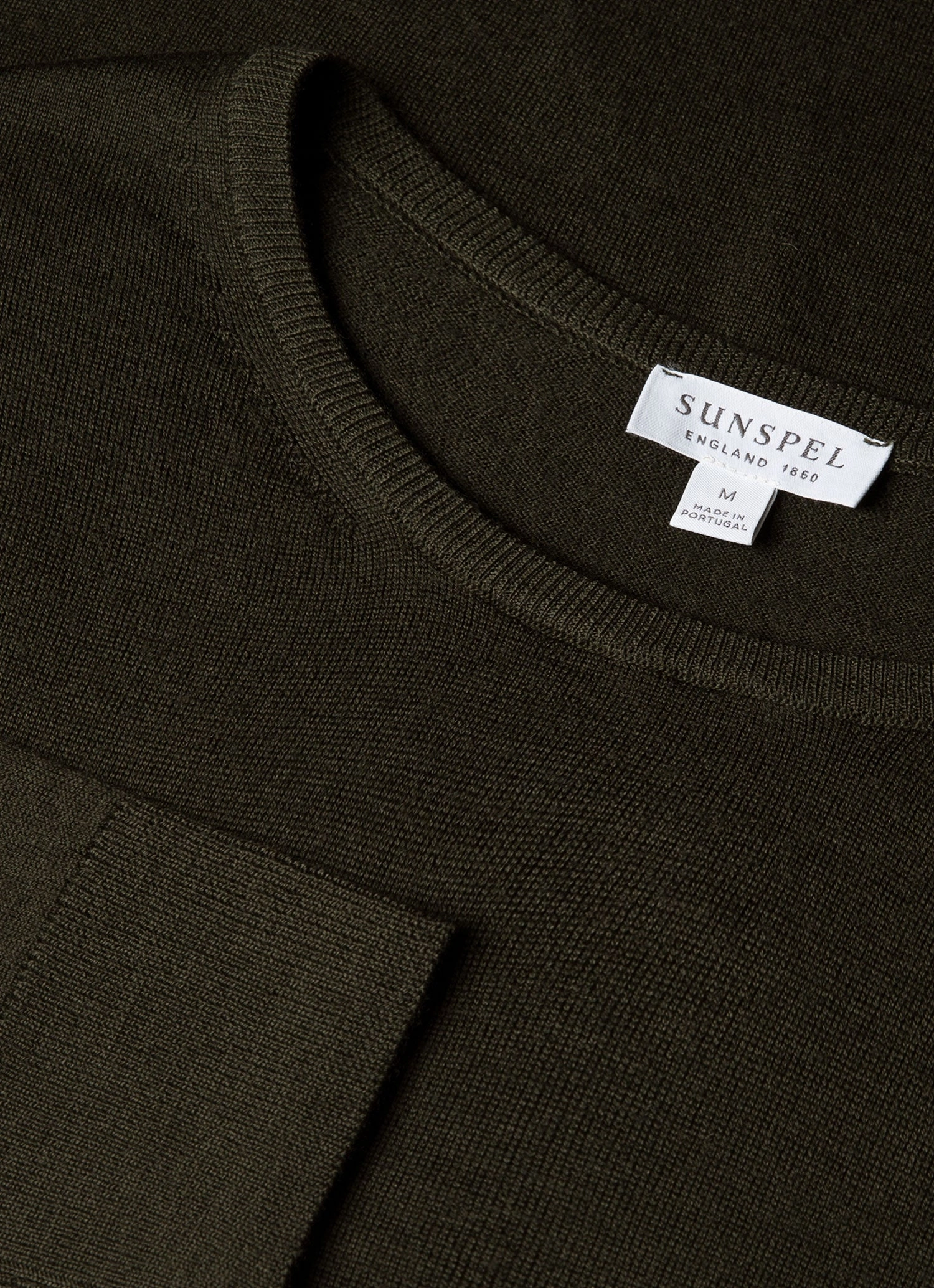 Men's Extra-Fine Merino Crew Neck in Dark Green Unisex Fit