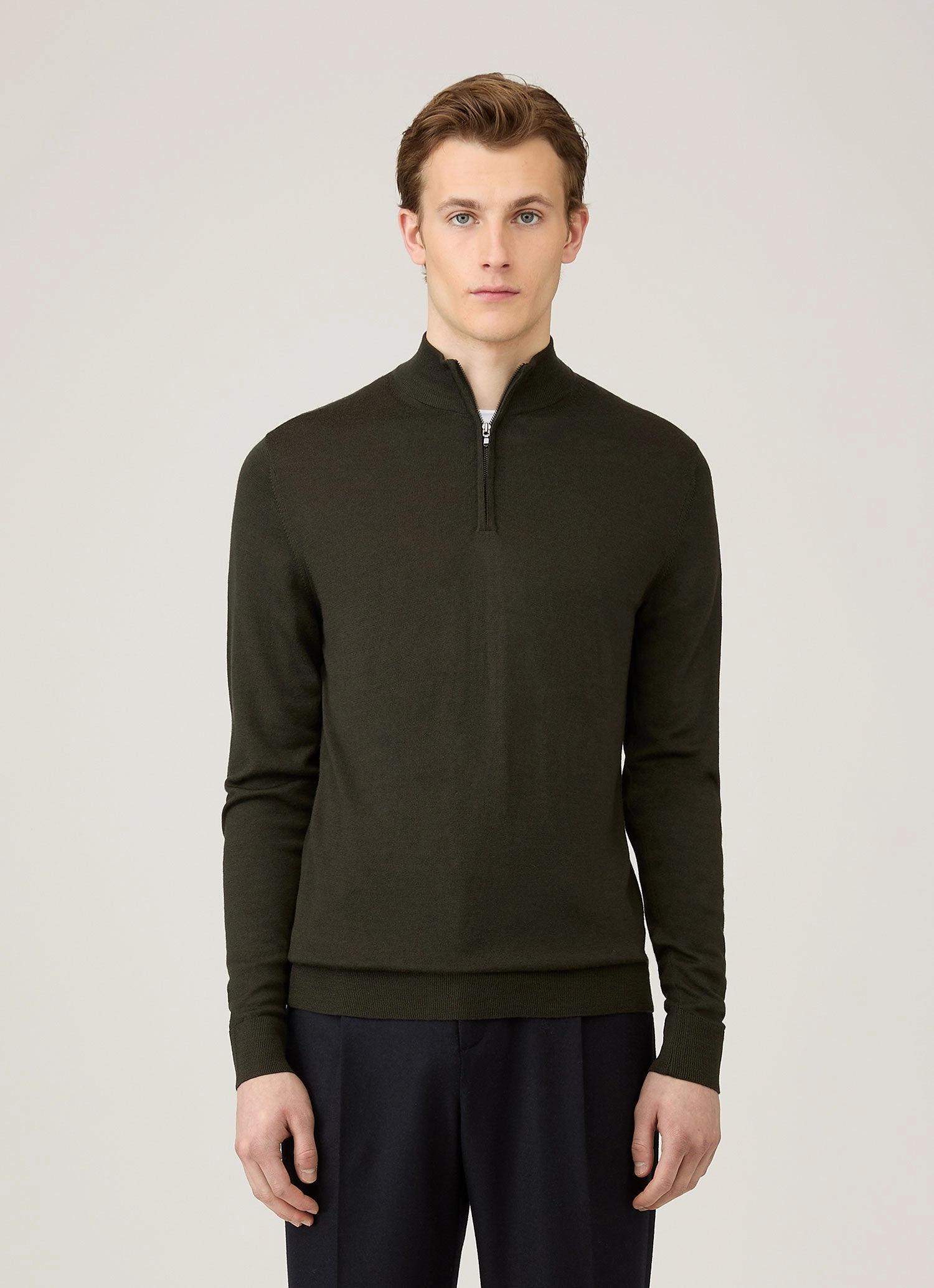 Men's Extra-Fine Merino Zip Neck in Dark Green Office Layer Seamless Stitch Construction