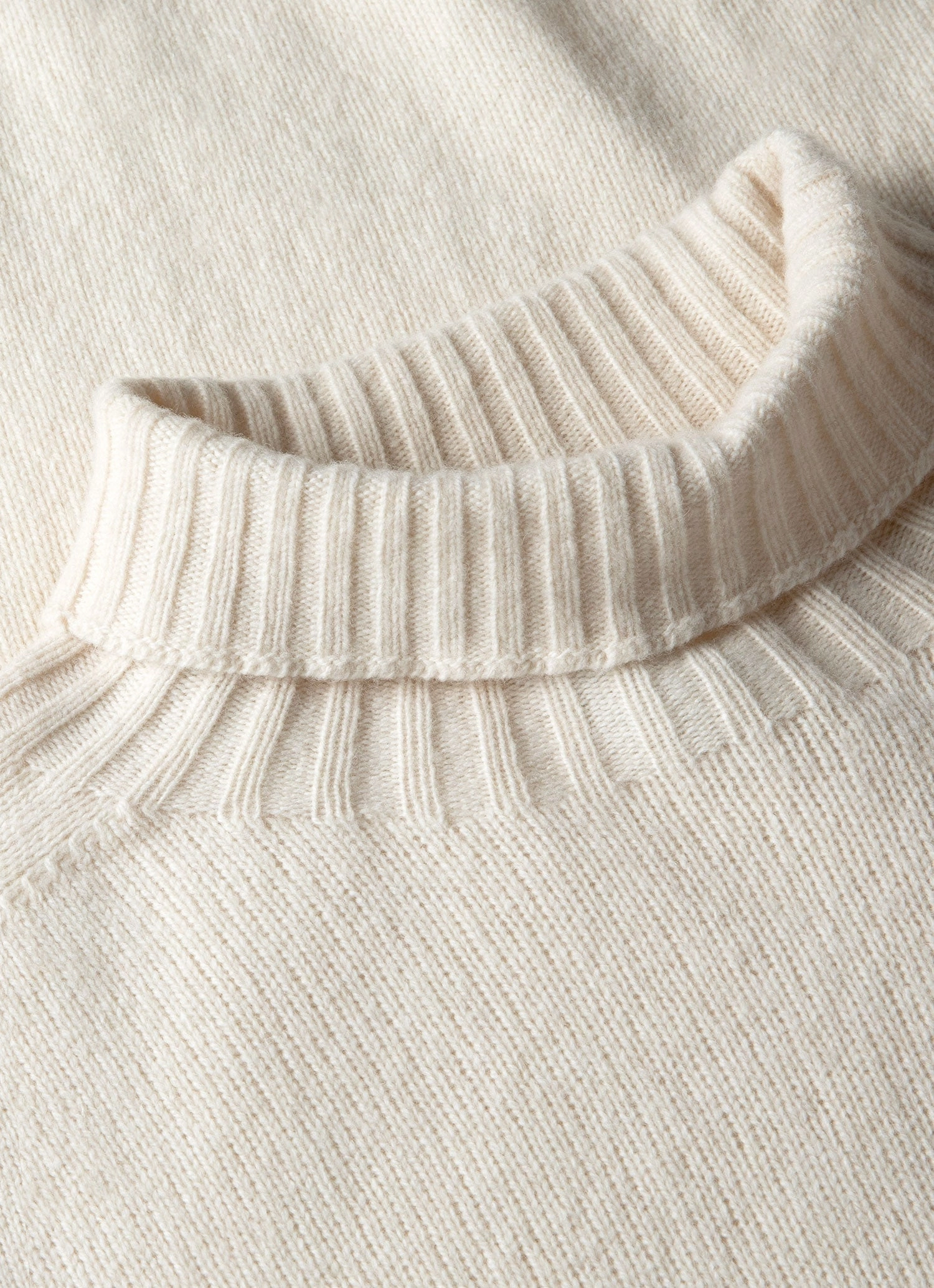 Men's Lambswool Roll Neck in Ecru Minimal Comfort Seasonal Layered