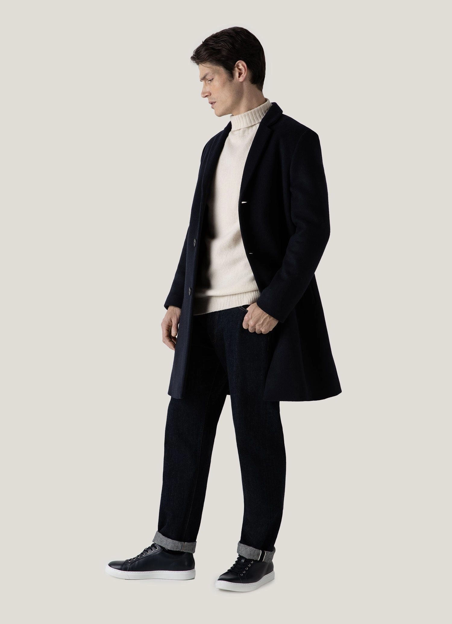 Yarn Dyed Men's Lambswool Roll Neck in Ecru